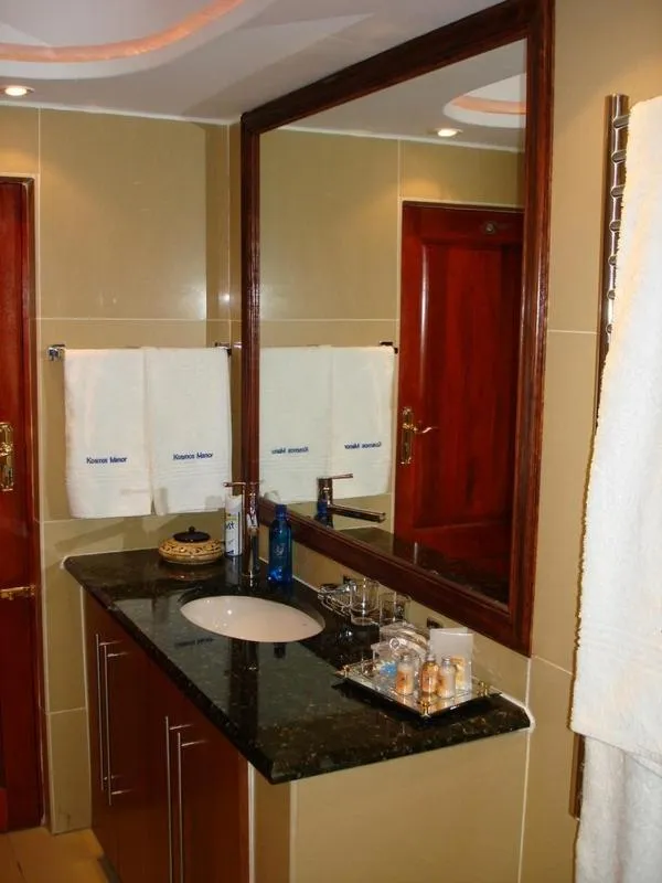 Kosmos Manor Guest House