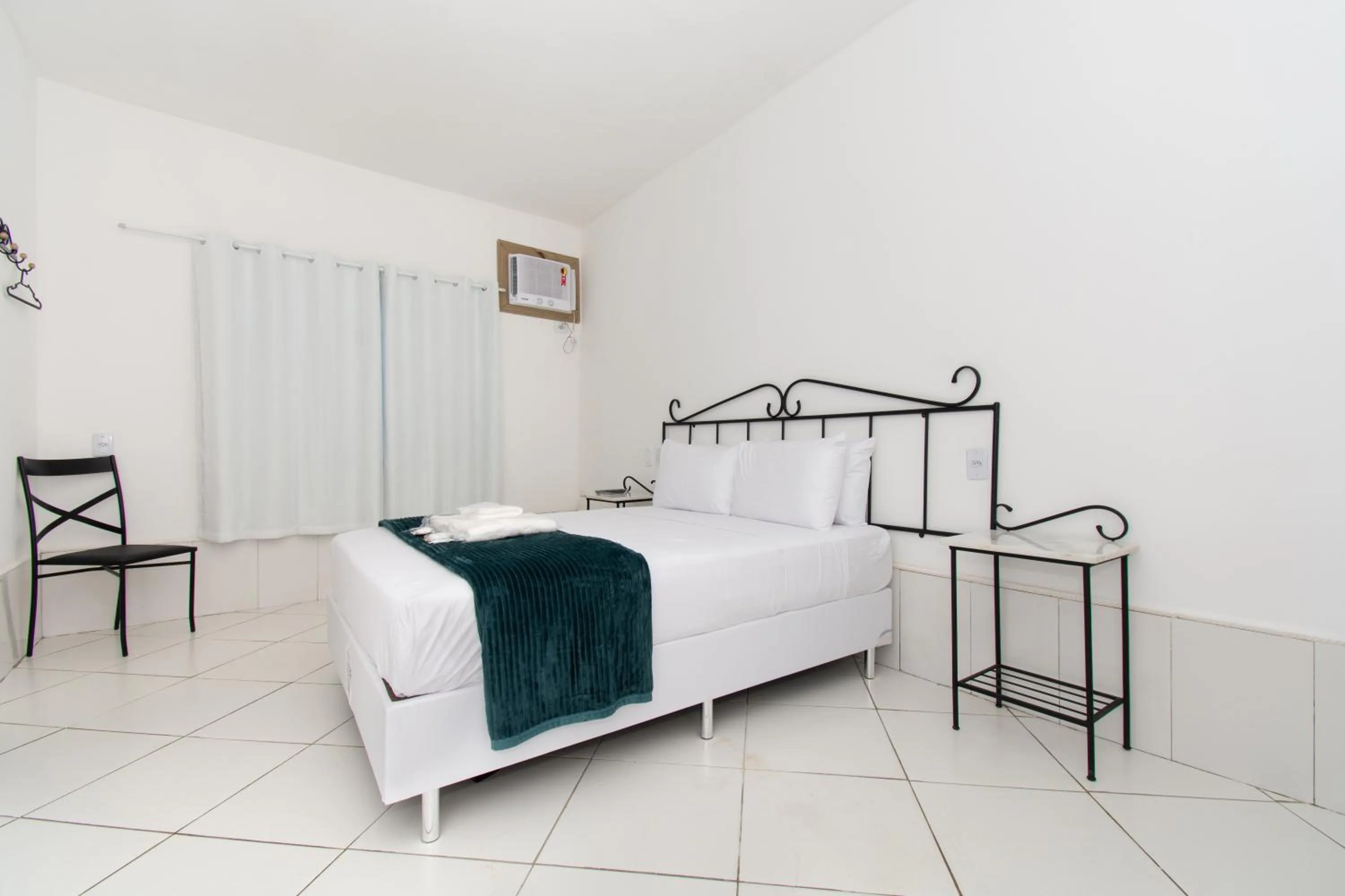 Bedroom, Bed in Pousada Casuarina Ferradura