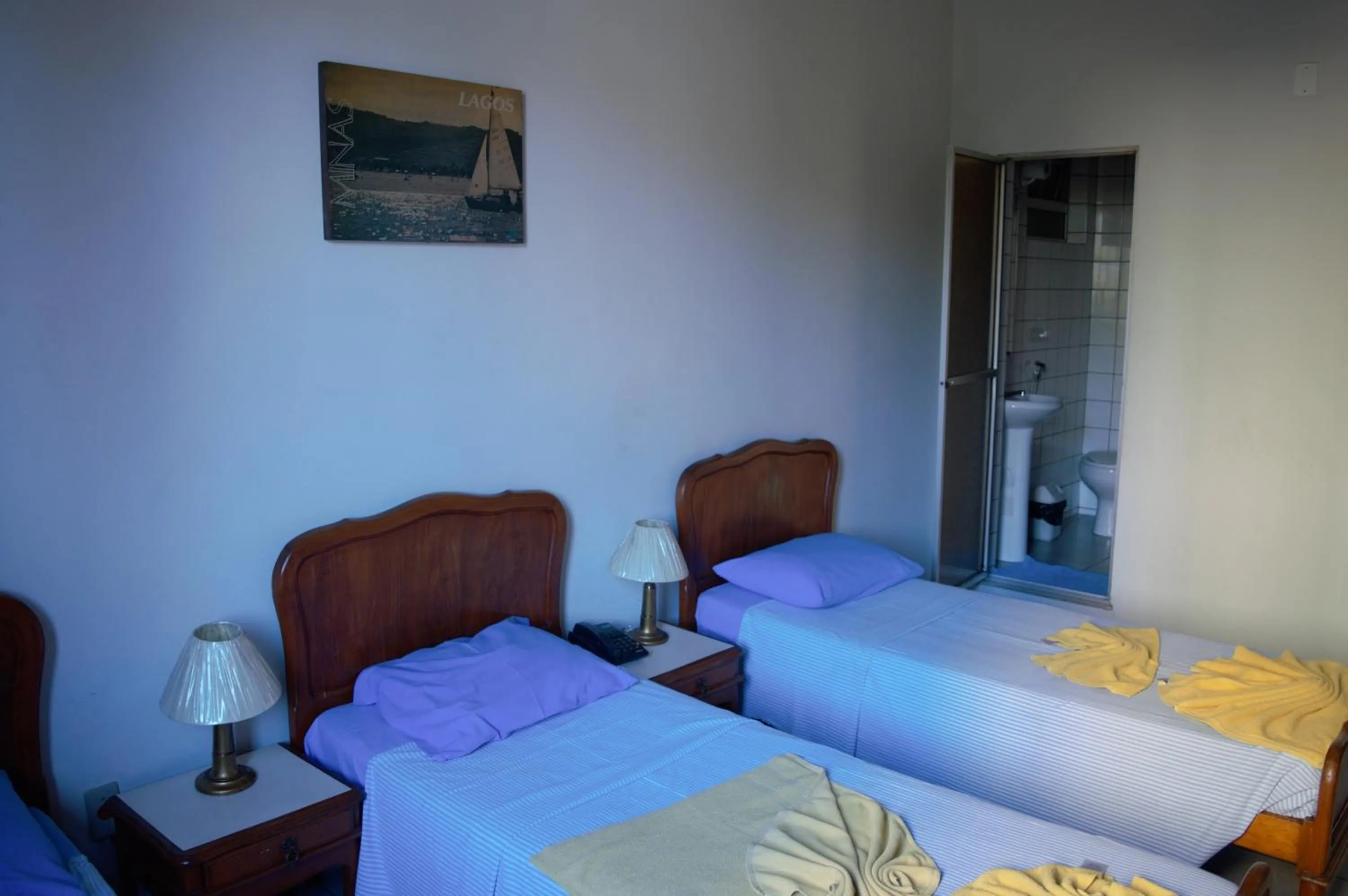 Standard Triple Room in Hotel Sorrento