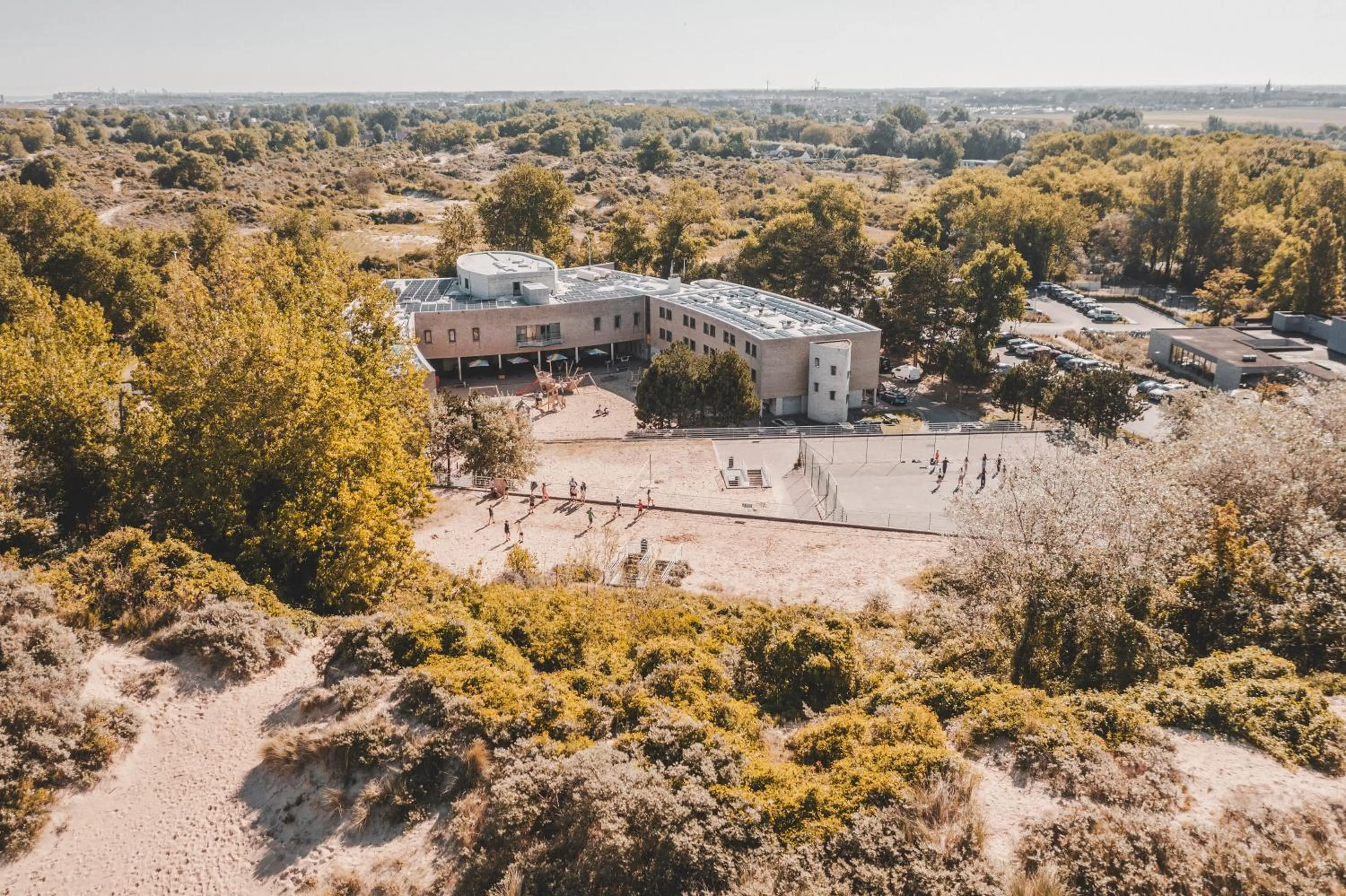 Spring in Vakantiedomein Hoge Duin