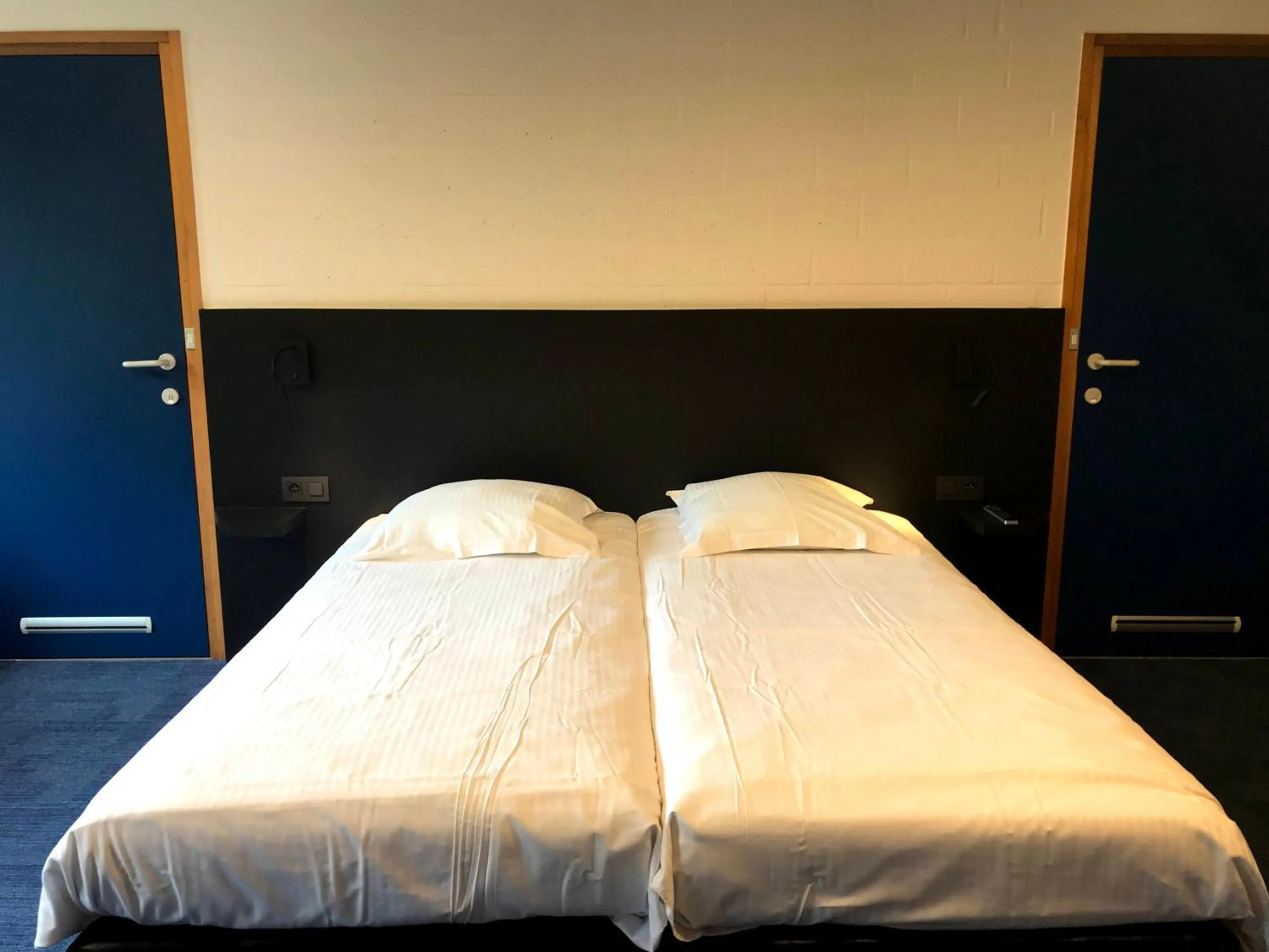 Bed in Vakantiedomein Hoge Duin