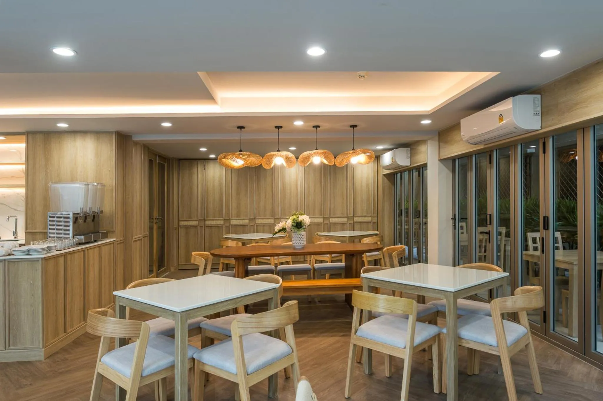 Restaurant/places to eat in Aonang All Seasons Beach Resort