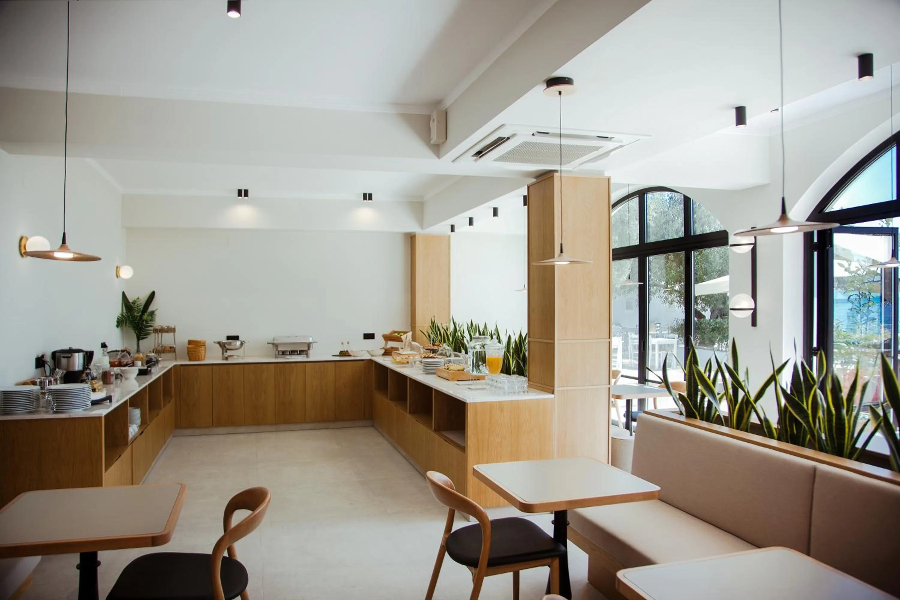 Restaurant/places to eat in Akti Hotel Kavala