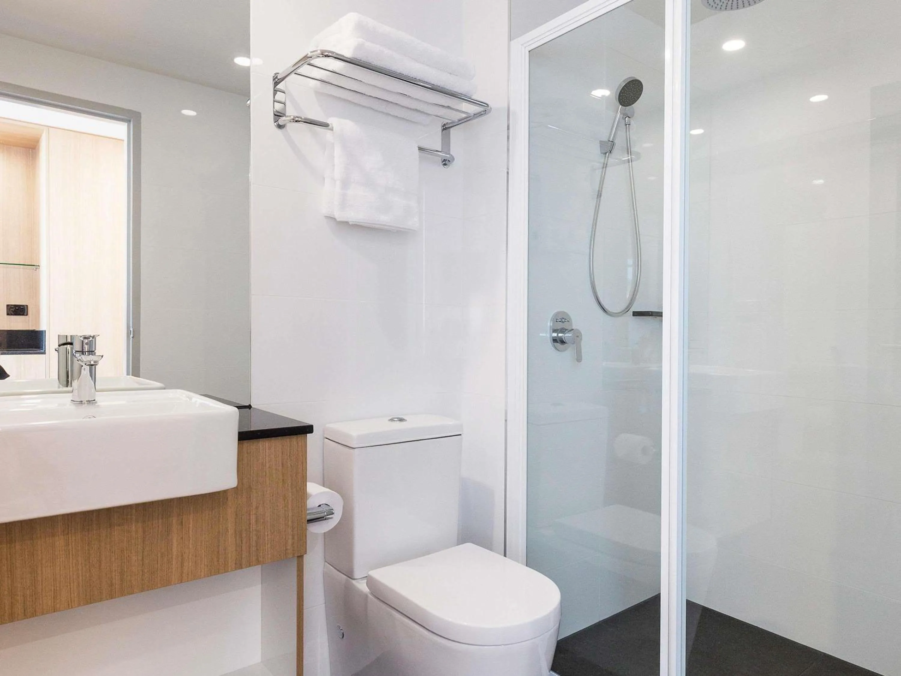 Bedroom in Ibis Styles Hobart