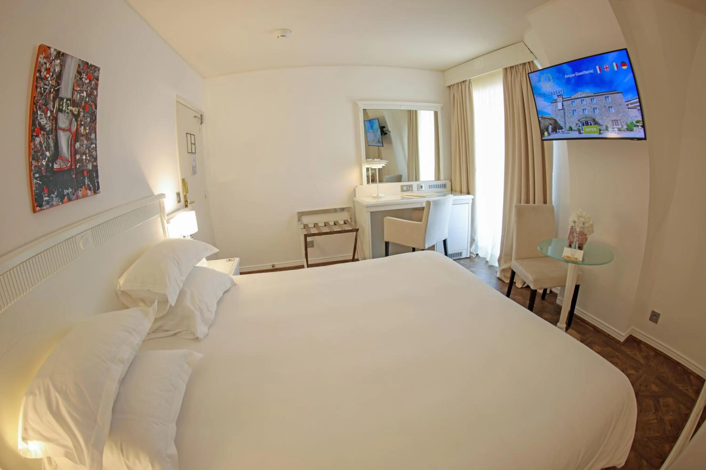 Bedroom, Bed in Hôtel L'Abbaye