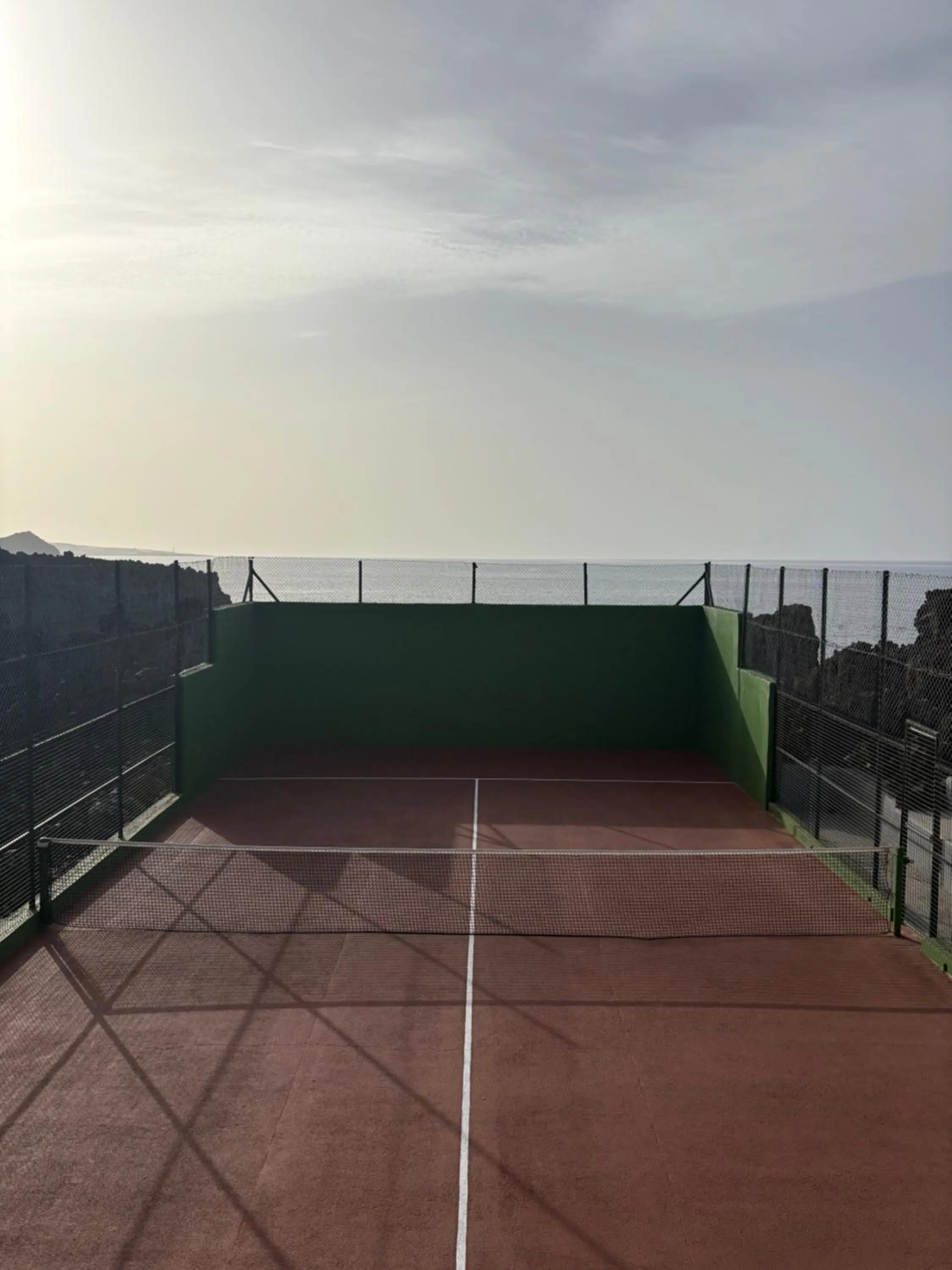 Tennis court in Casa Rural Malpais Trece
