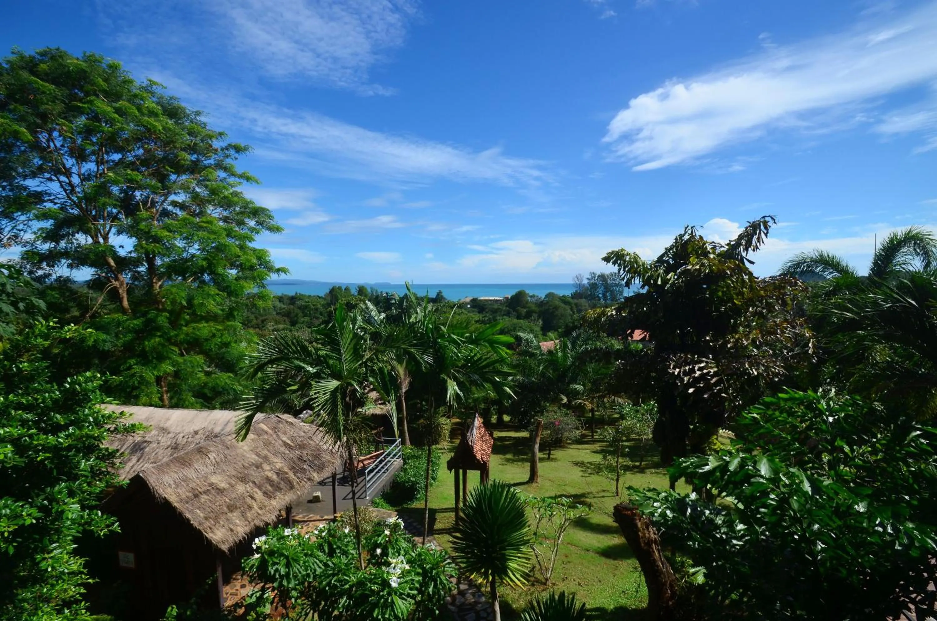 Garden in Good Time Sports Village Koh Mak
