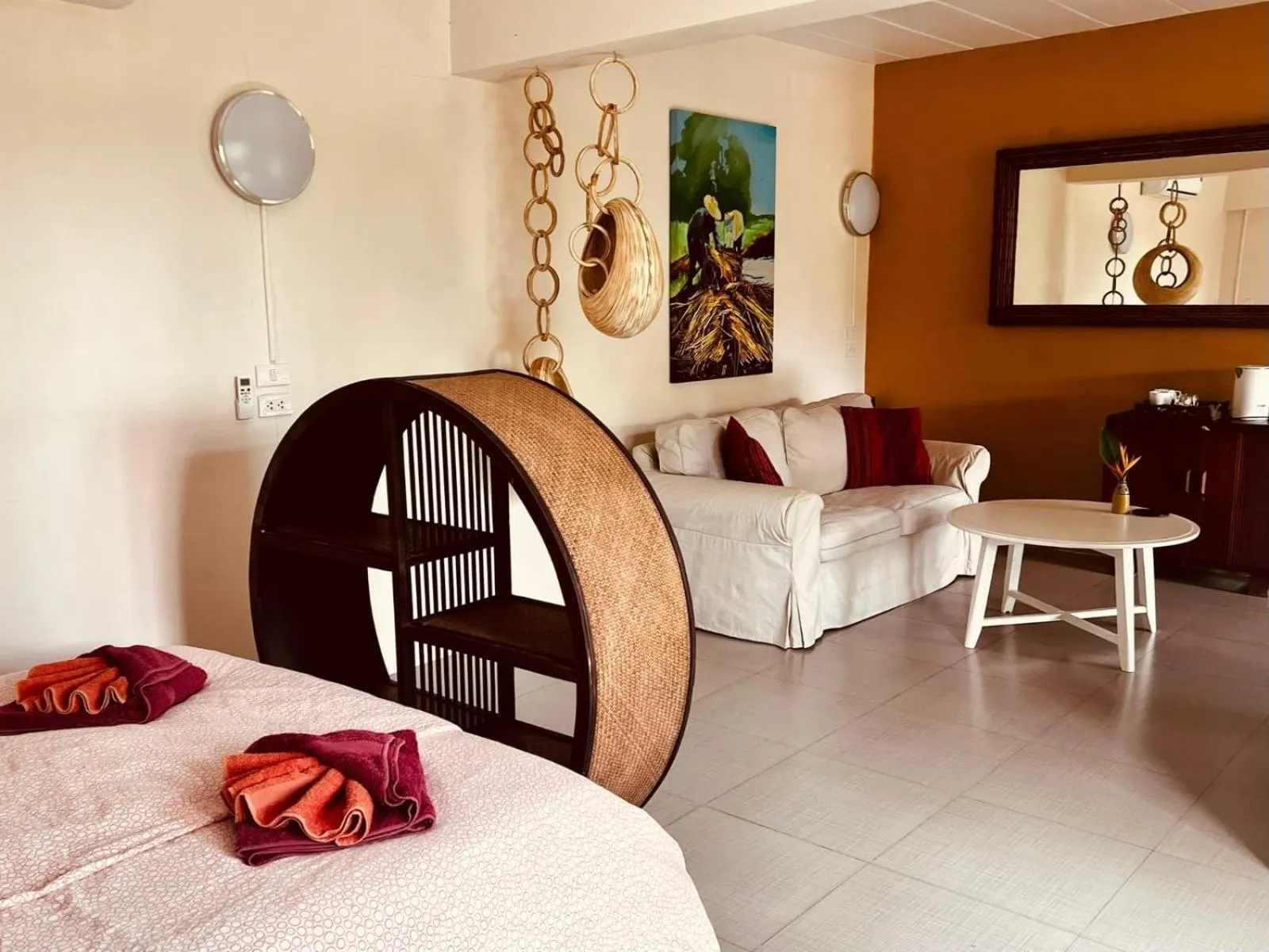 Living room, Bed in Good Time Sports Village Koh Mak