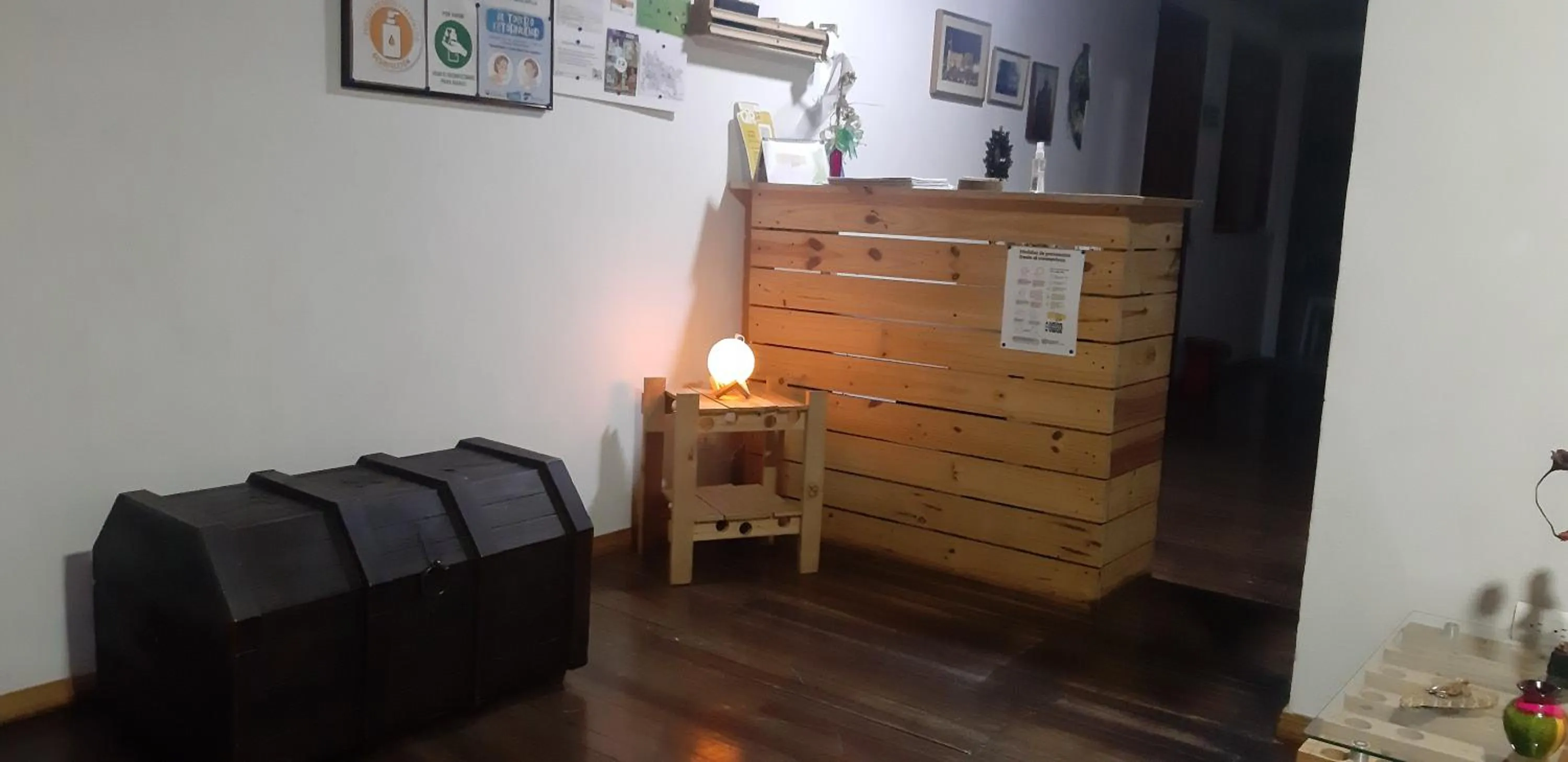 Lobby or reception in Hostal Triangulo del Café