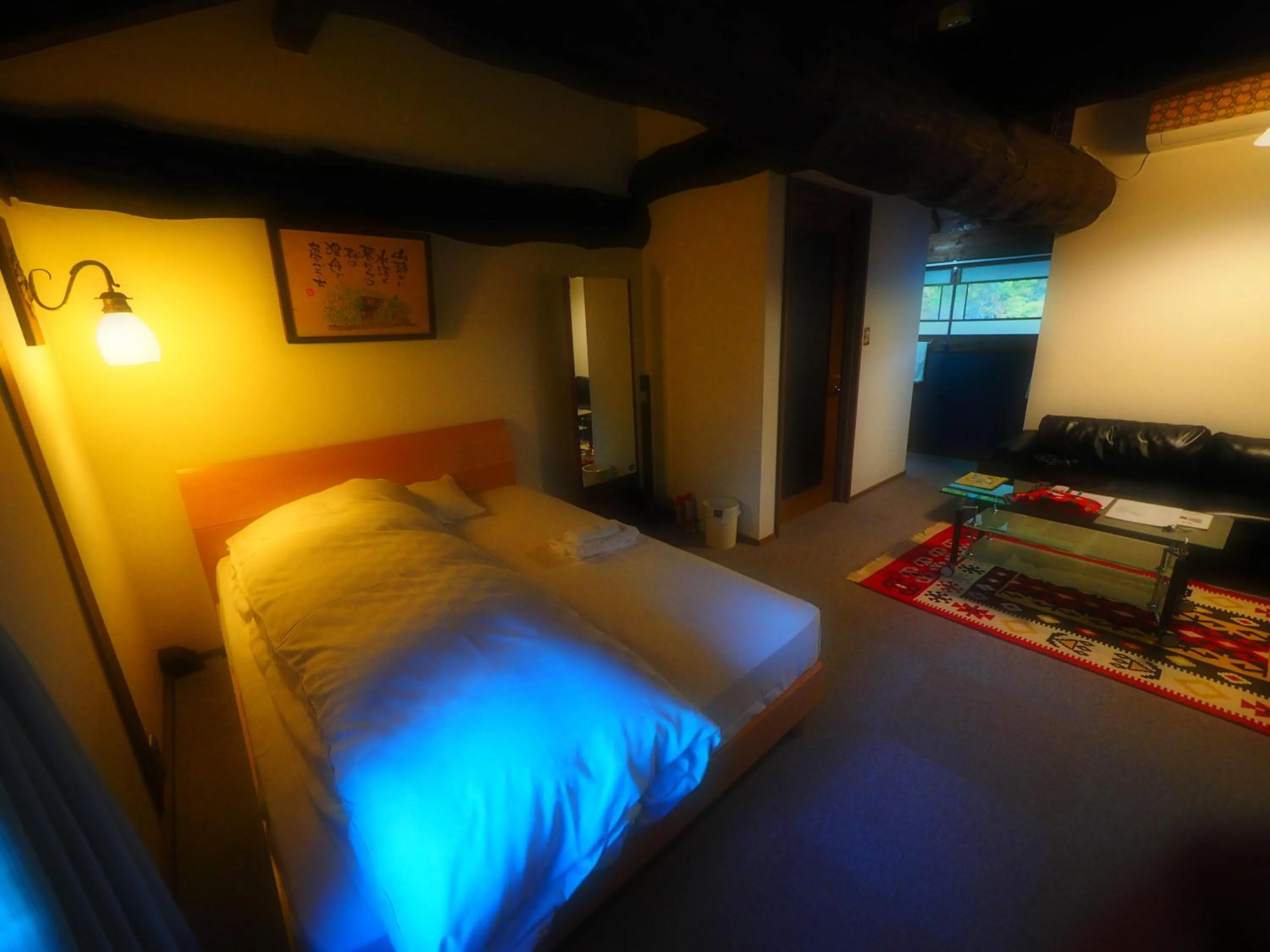 Photo of the whole room, Bed in Kotohira Guest House en