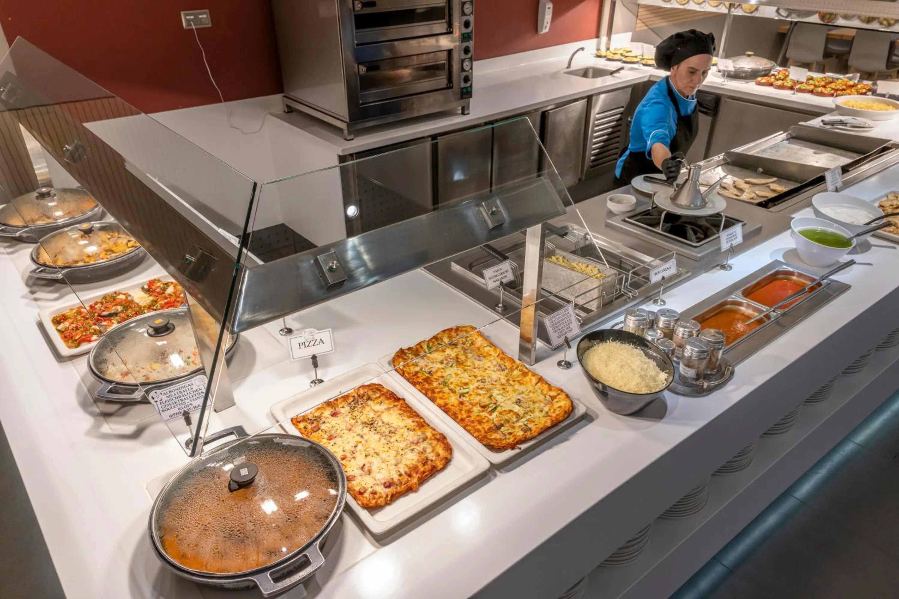 Food in Hotel Alhambra