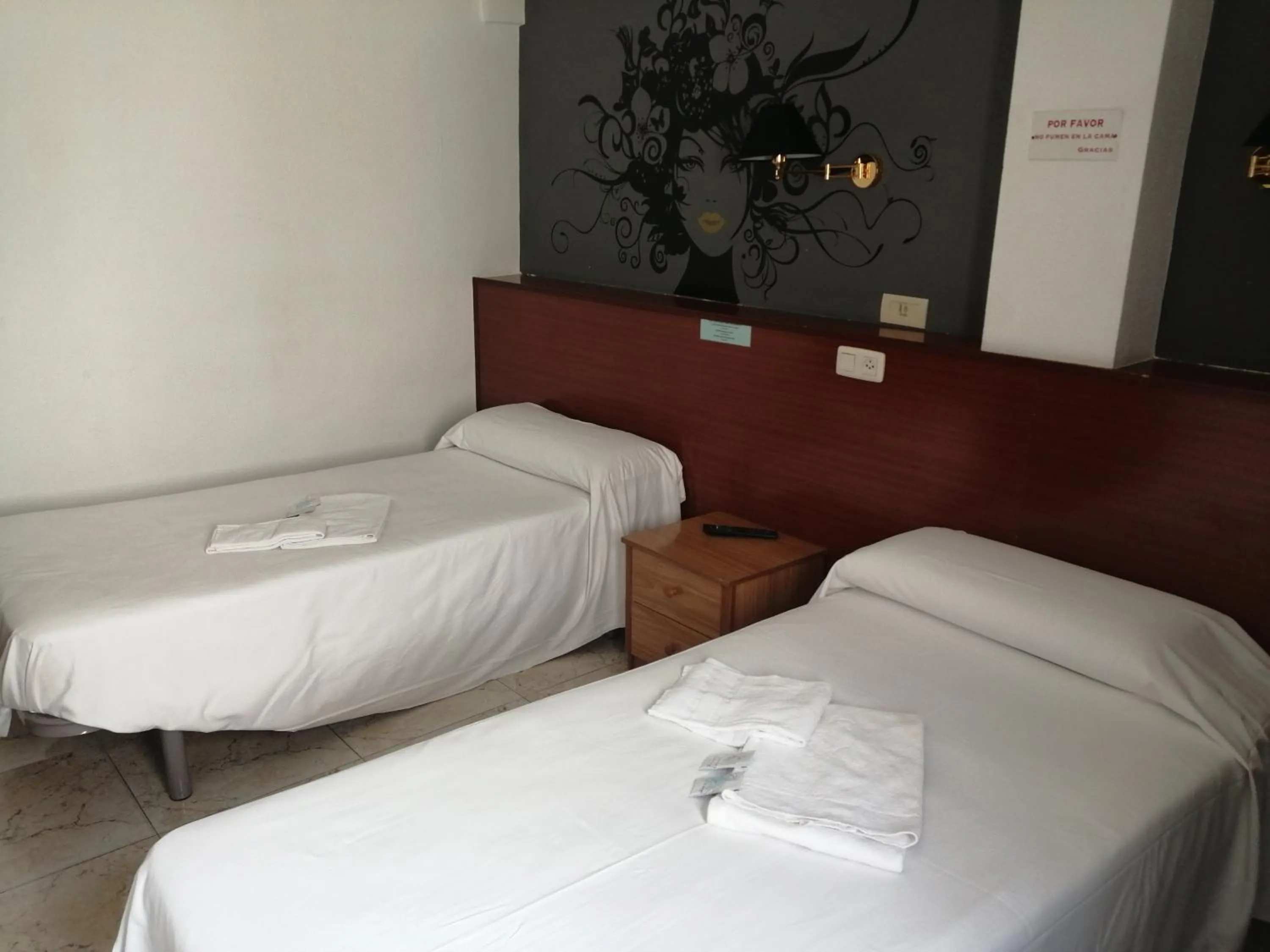 Bed in Hostal Jaime I
