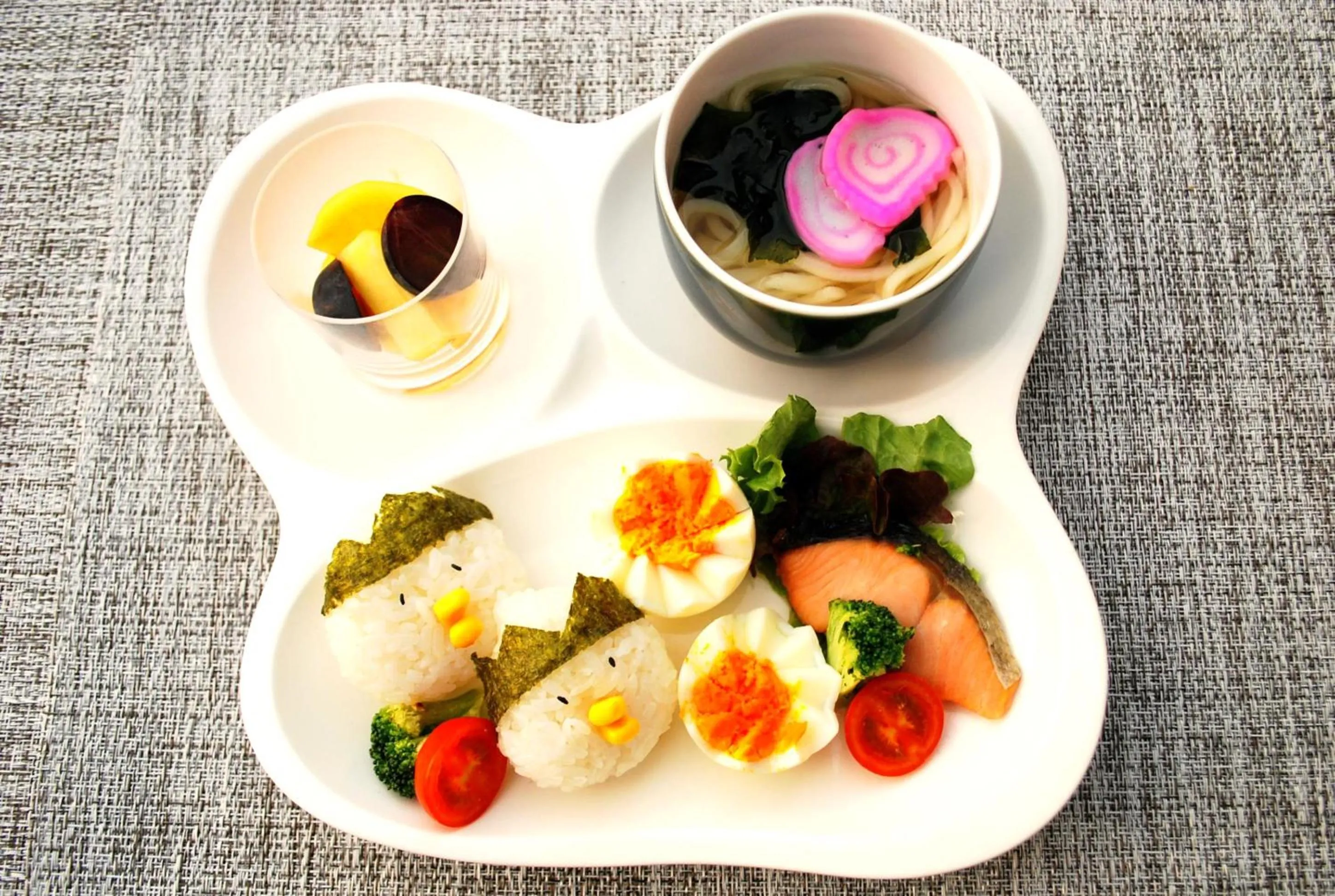 Food and drinks in ROYAL CHESTER NAGASAKI hotel&retreat