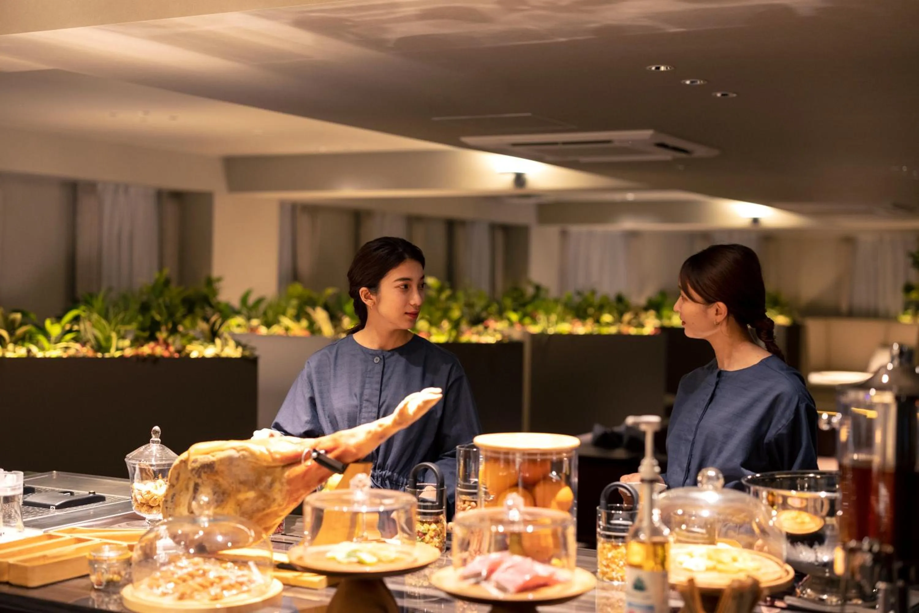 Communal lounge/ TV room in ROYAL CHESTER NAGASAKI hotel&retreat