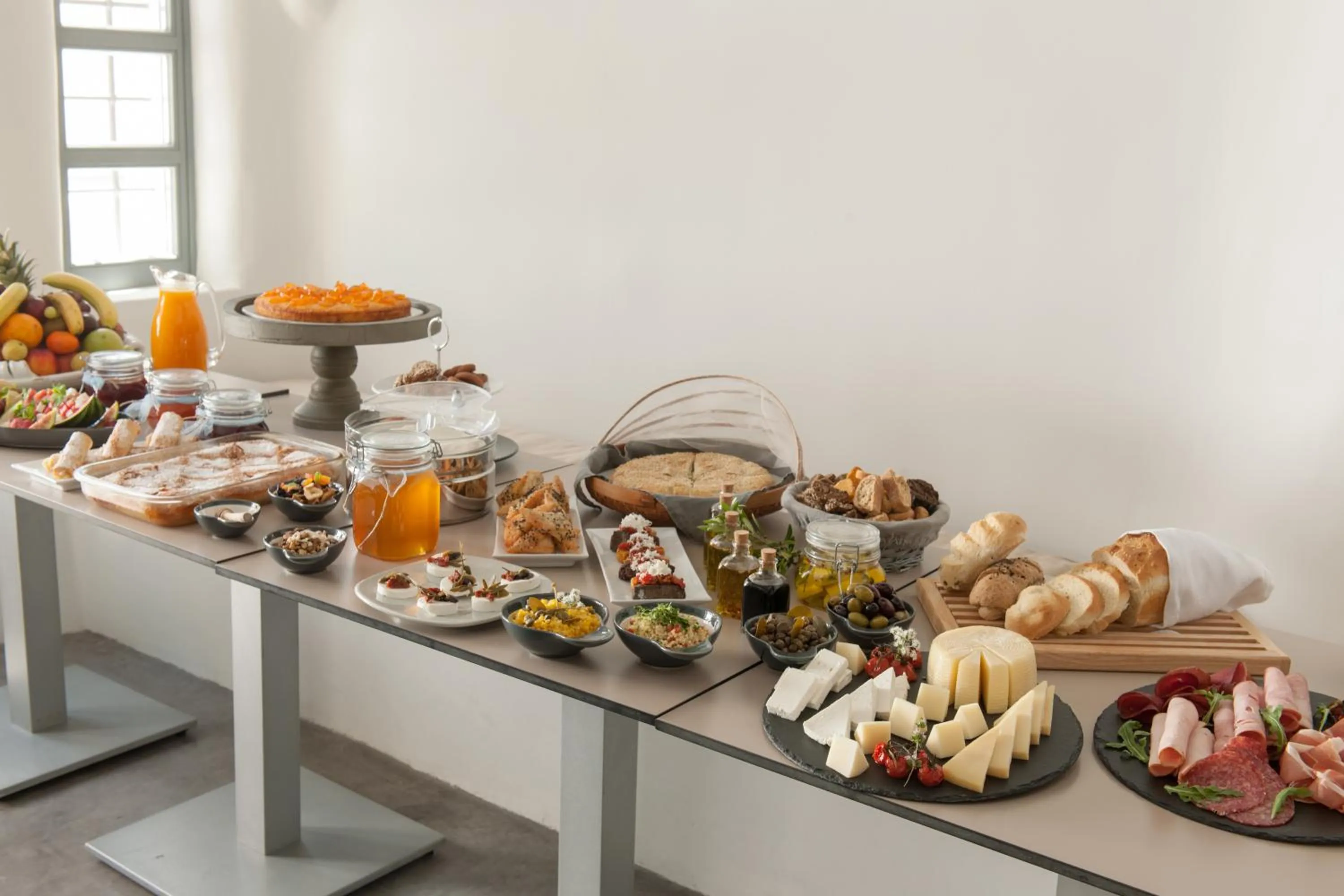 Breakfast in Kapari Natural Resort