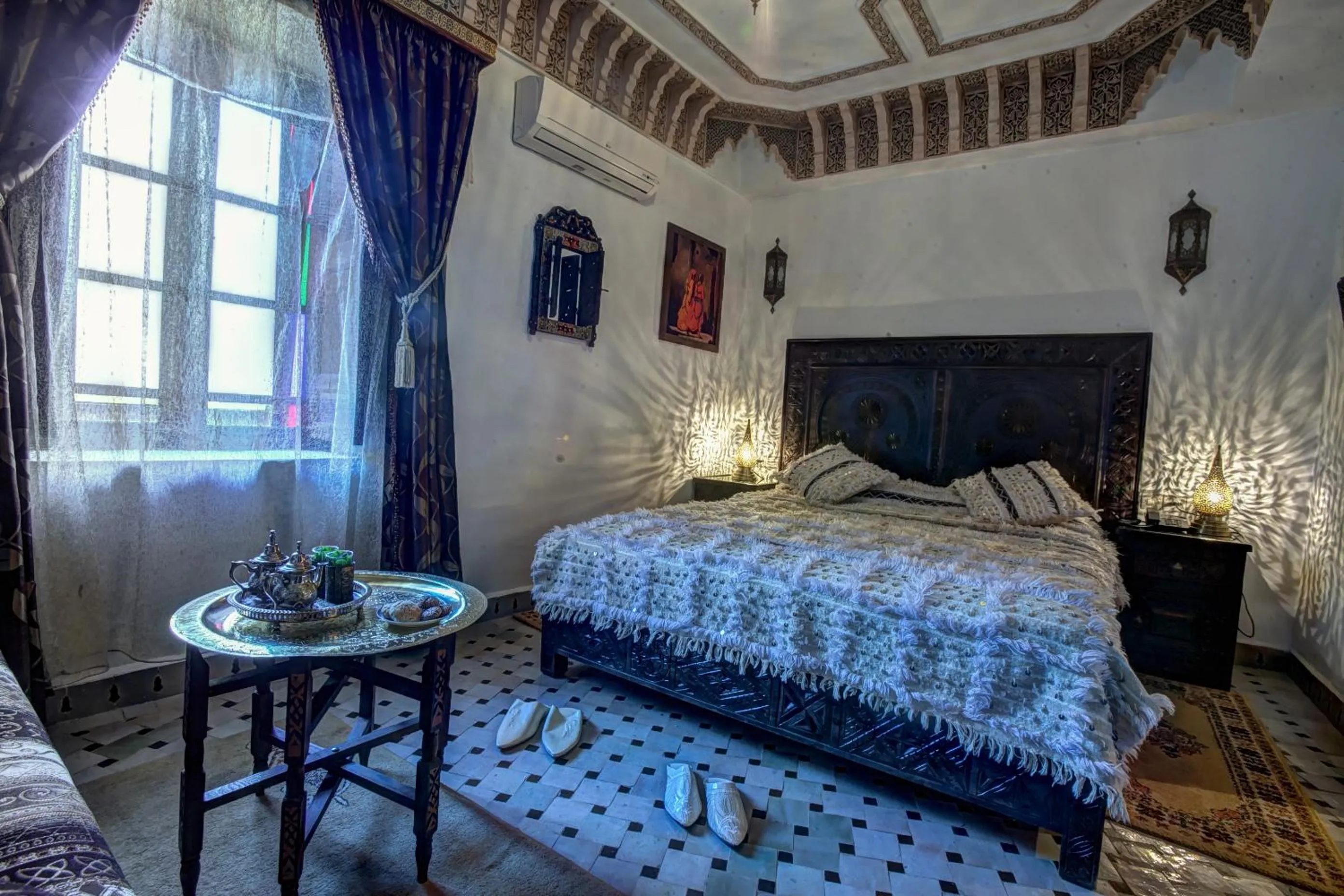 Photo of the whole room, Bed in Riad Salam Fes & Spa