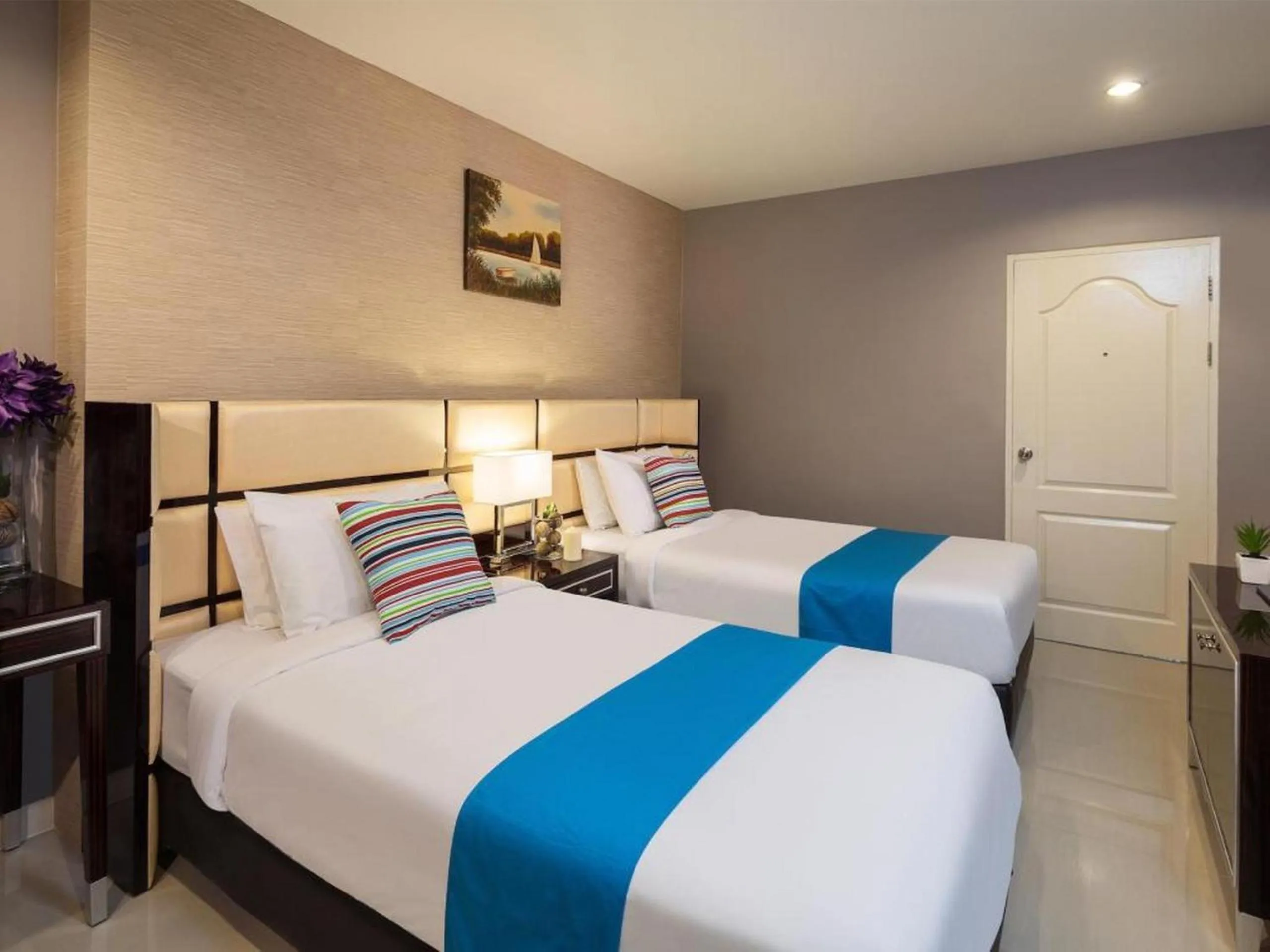 Bedroom, Bed in Ton Aor Place Hotel