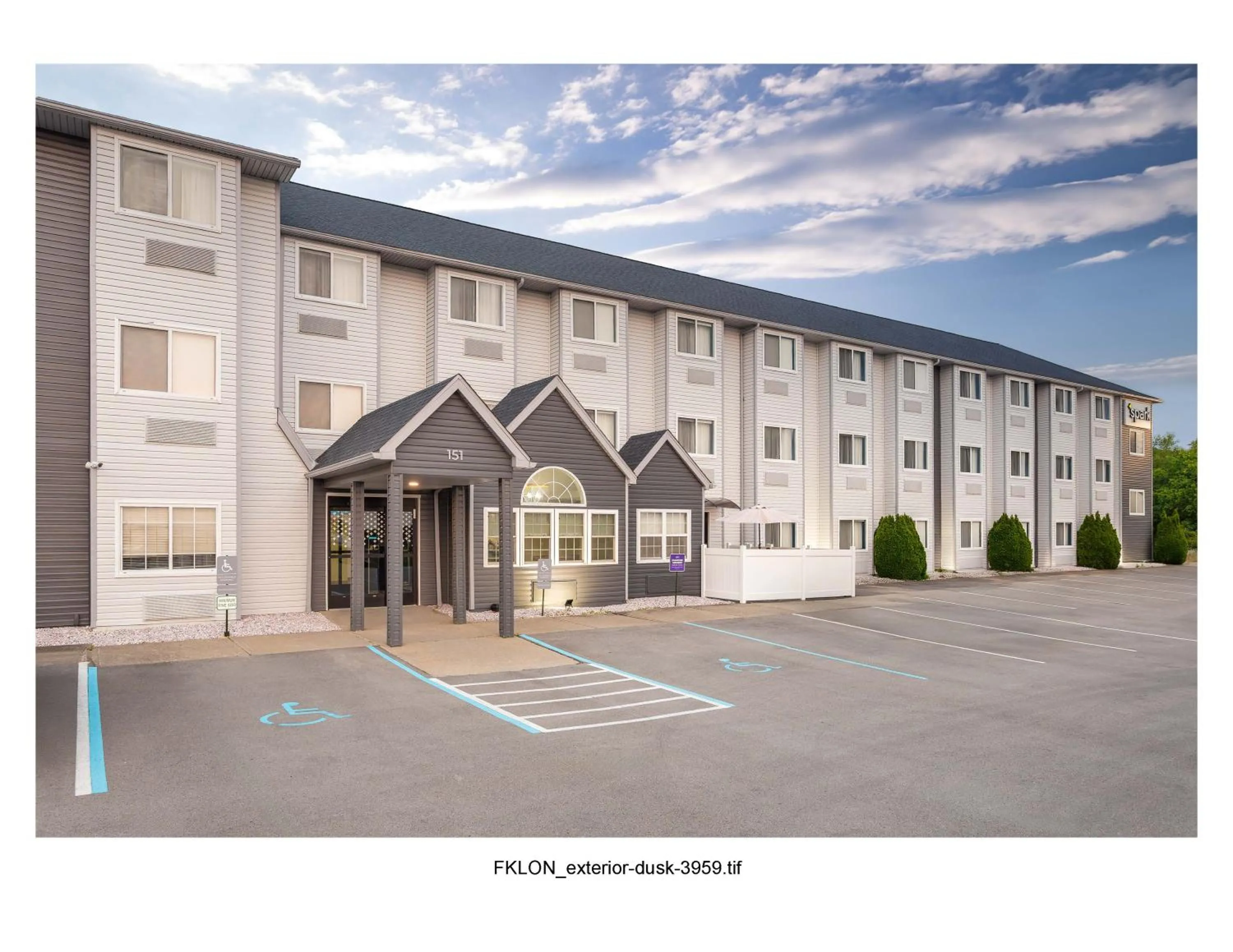 Spark by Hilton Clarion