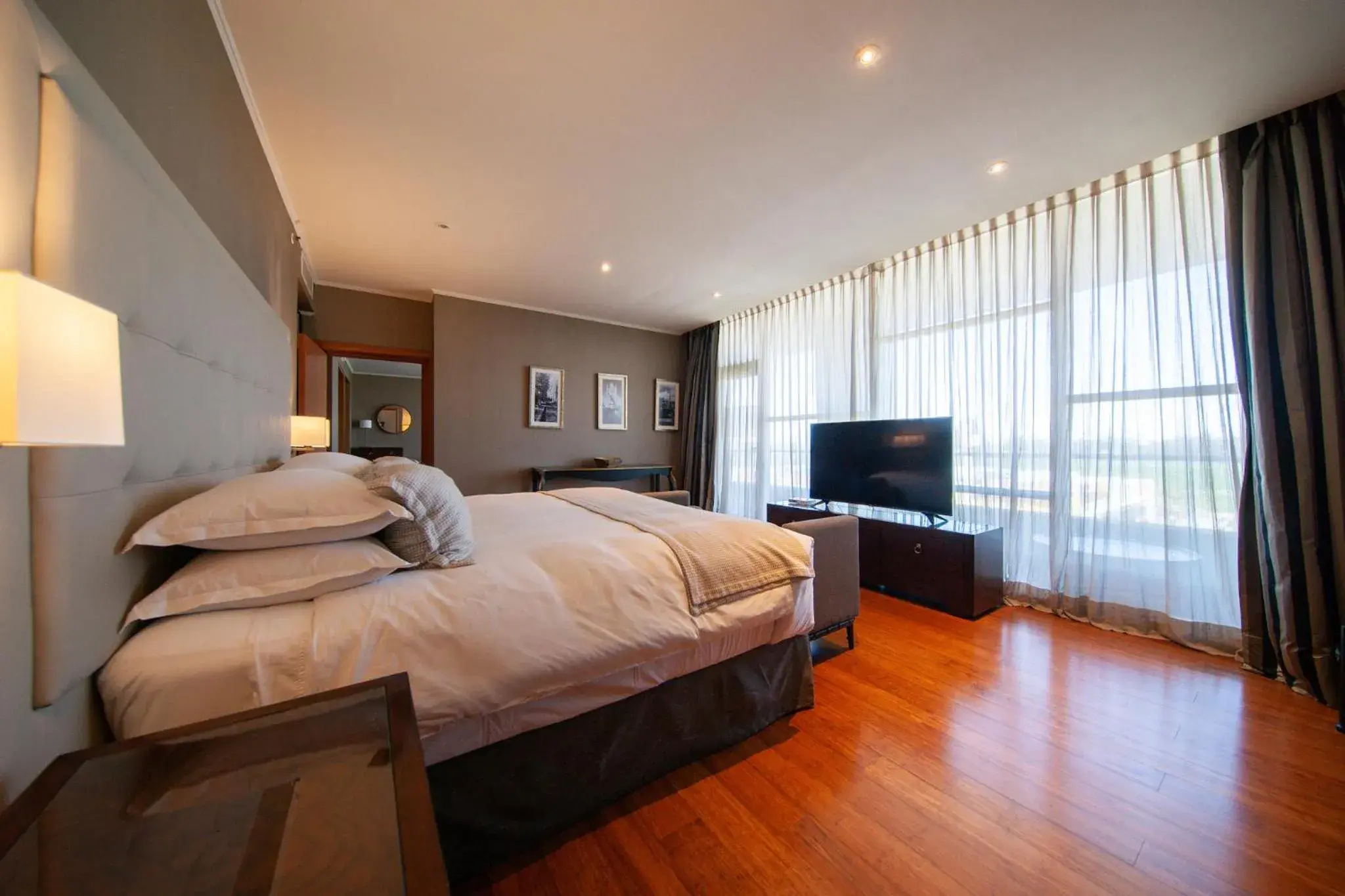 Junior Suite with Balcony in Hotel Parada Linares Junior Suite with Balcony in Hotel Parada Linares