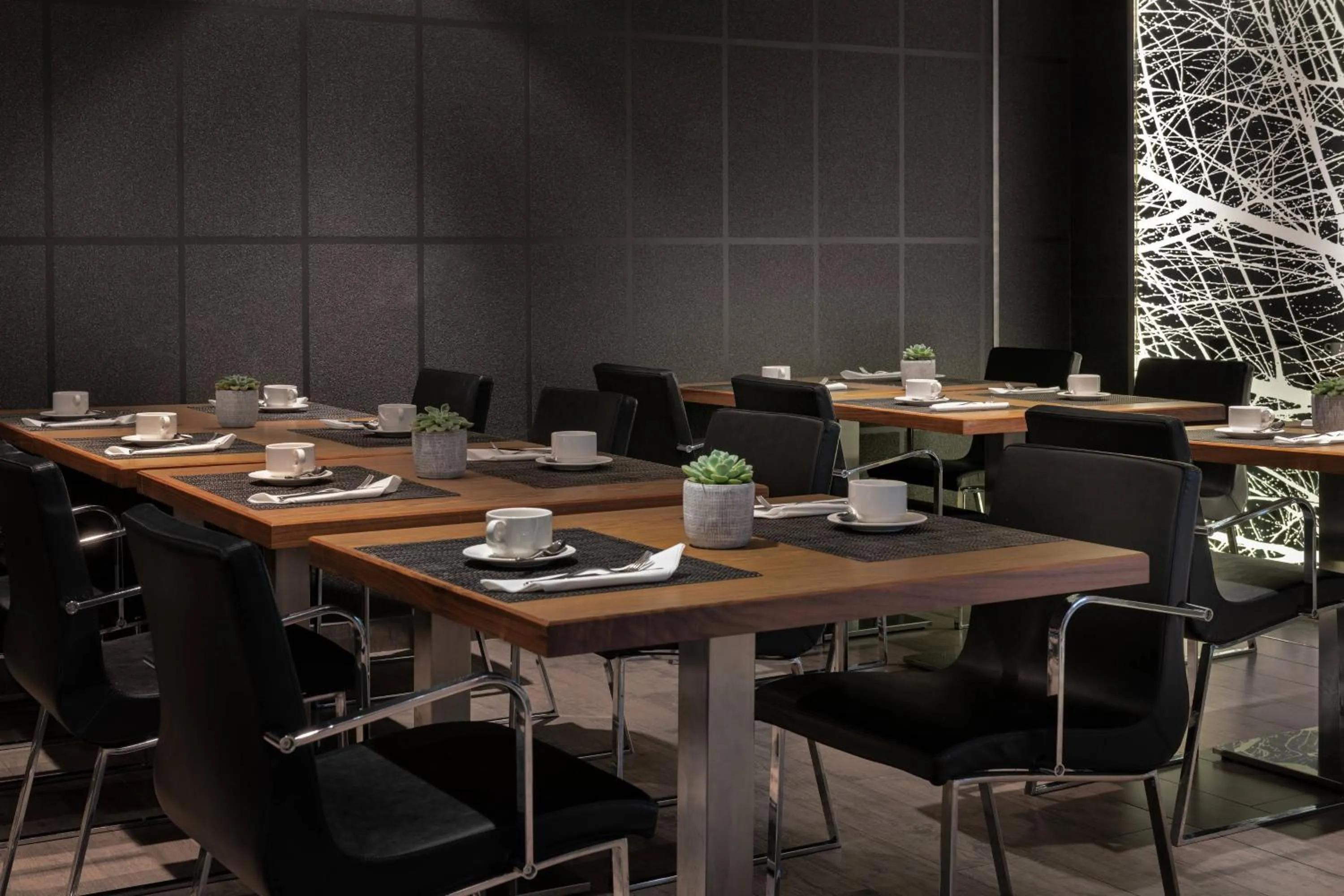 Lounge or bar in AC Hotel Atocha by Marriott