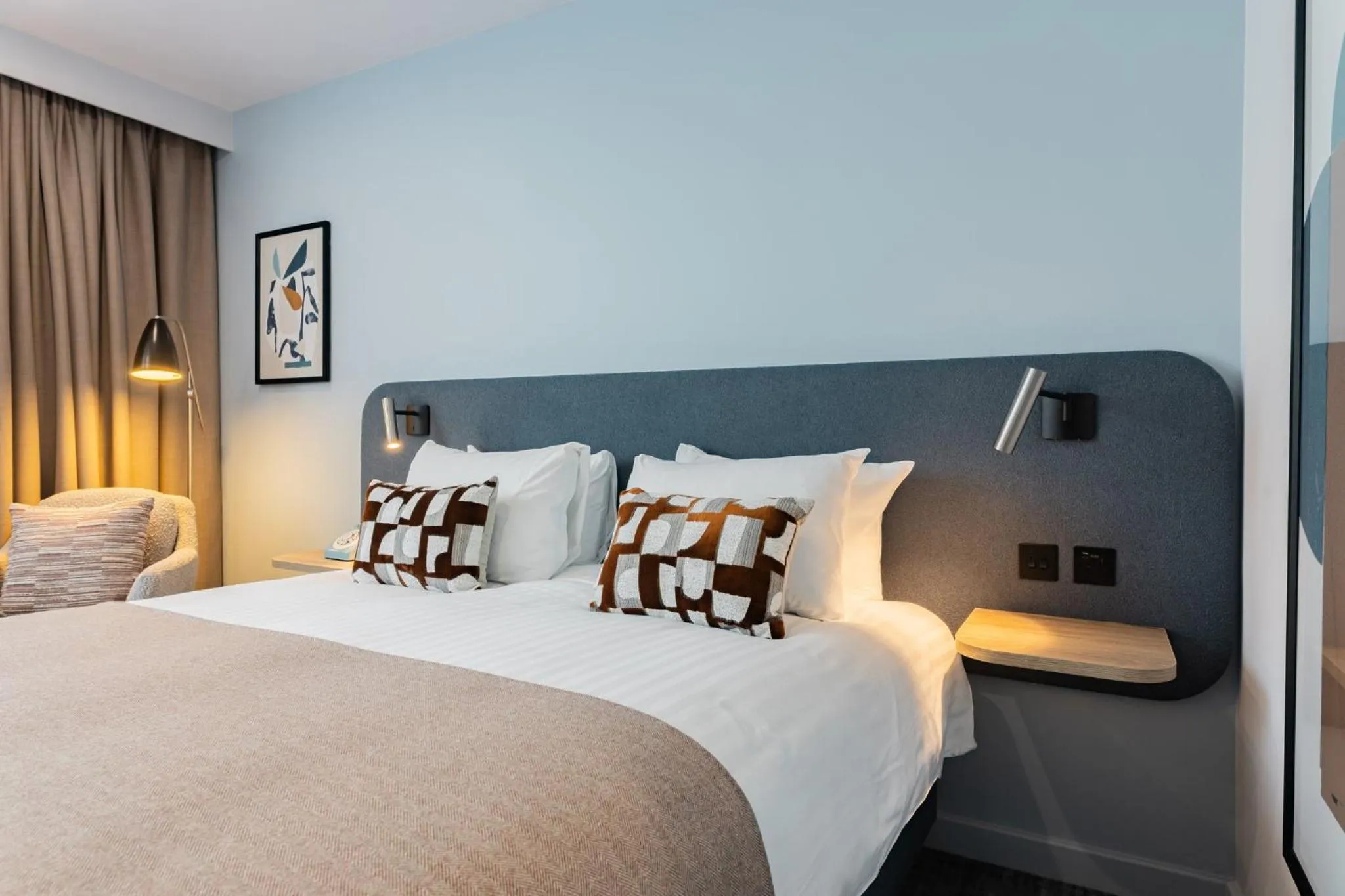 Photo of the whole room, Bed in voco Winchester Hotel & Spa by IHG