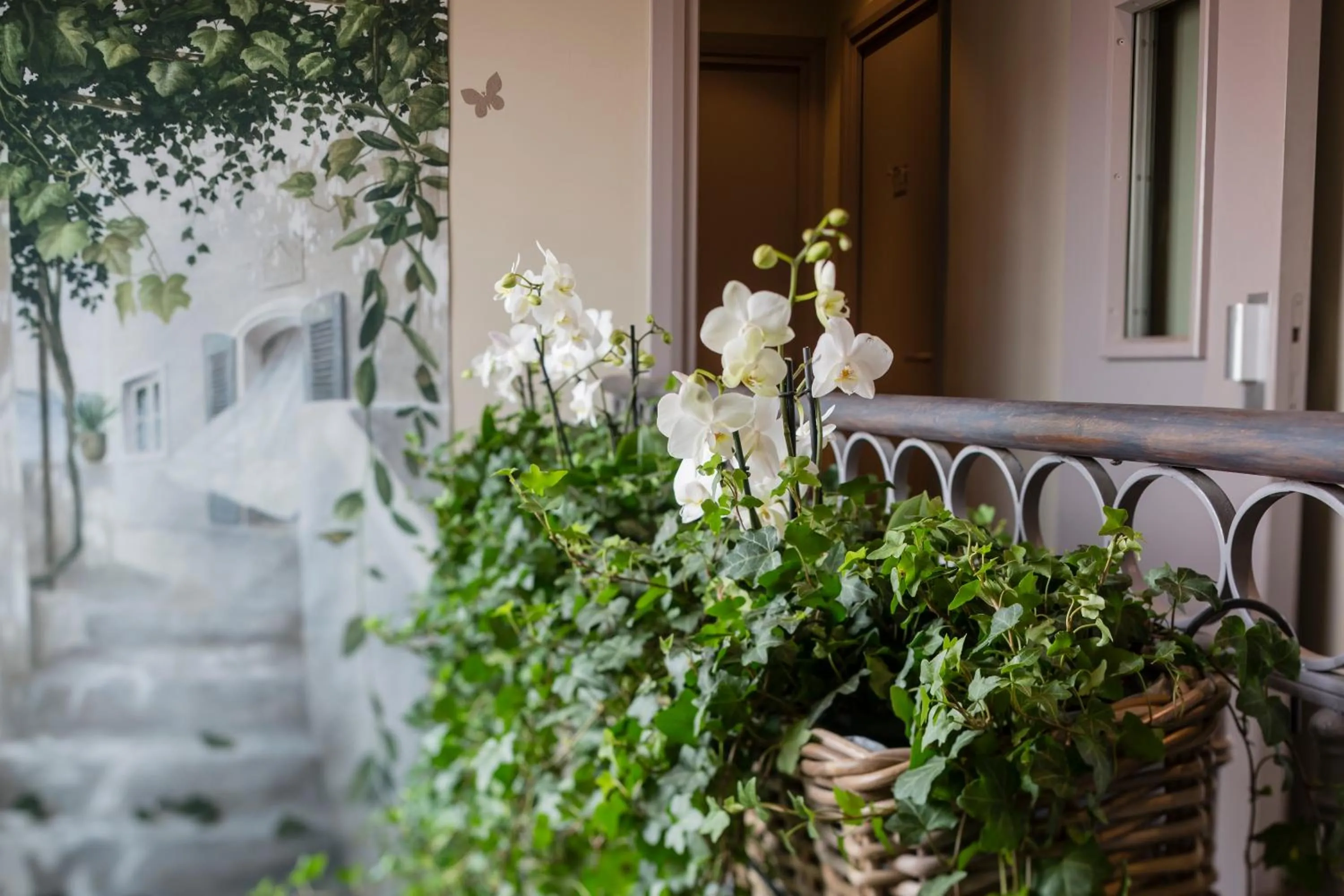 Facade/entrance in La Place Boutique Hotel