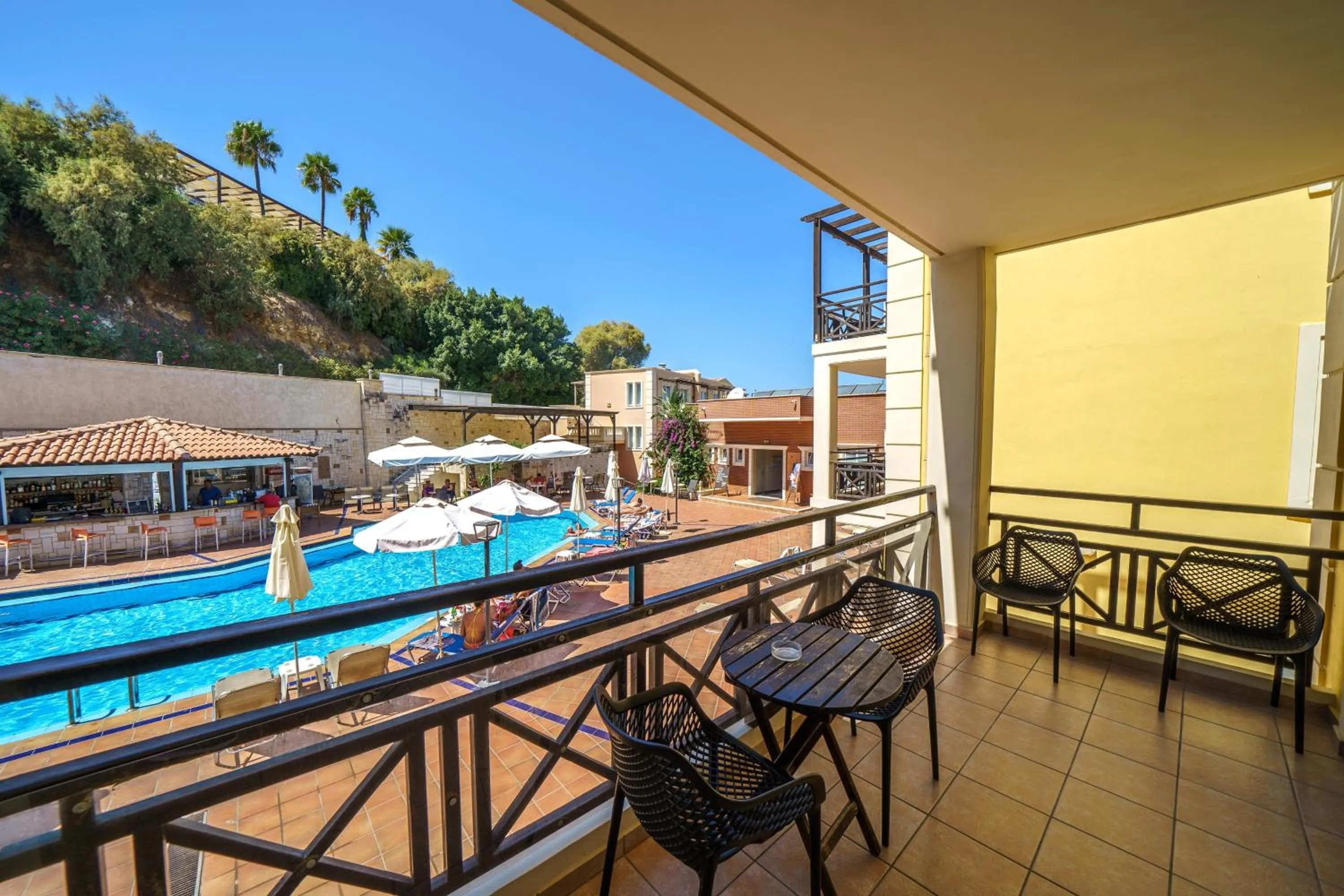 Porto Kalamaki Hotel