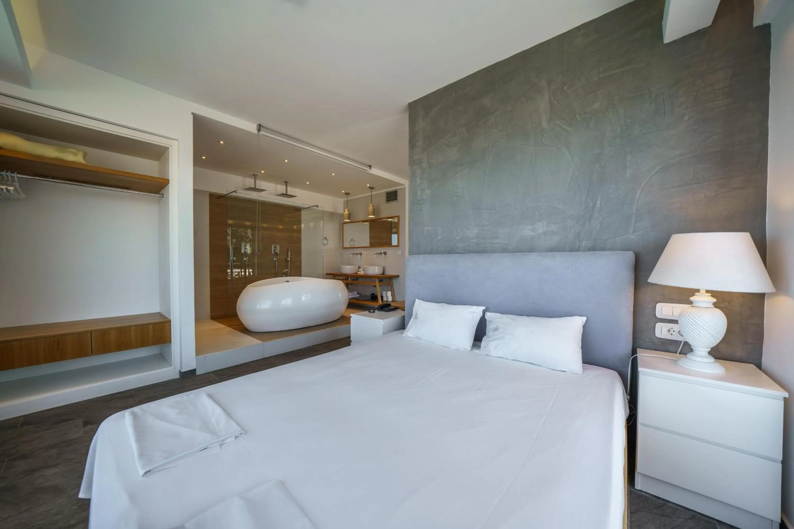 Porto Kalamaki Hotel