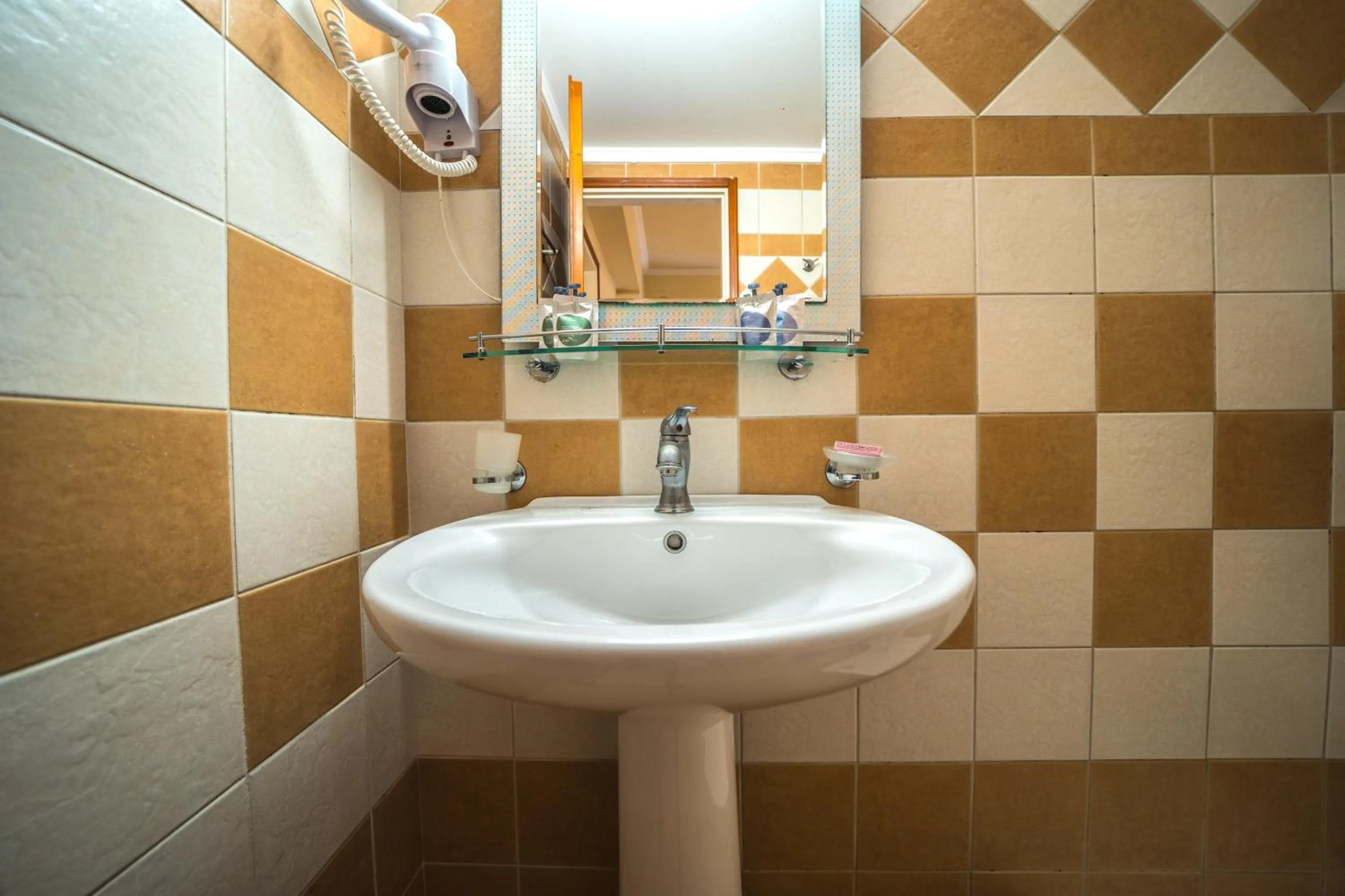 Toilet in Porto Kalamaki Hotel