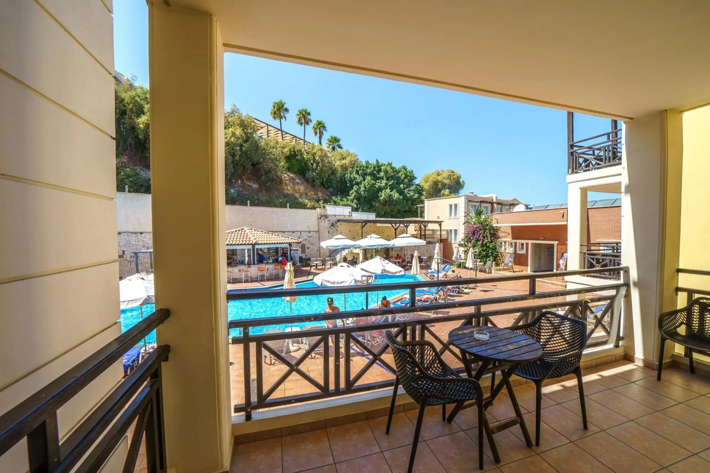 Porto Kalamaki Hotel