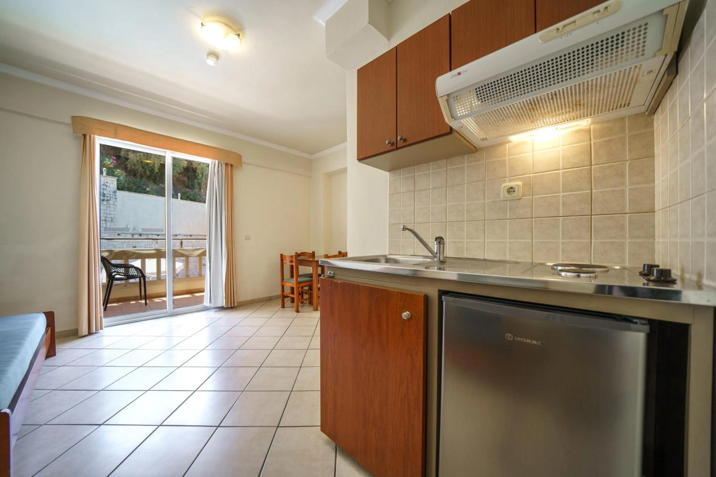 Porto Kalamaki Hotel