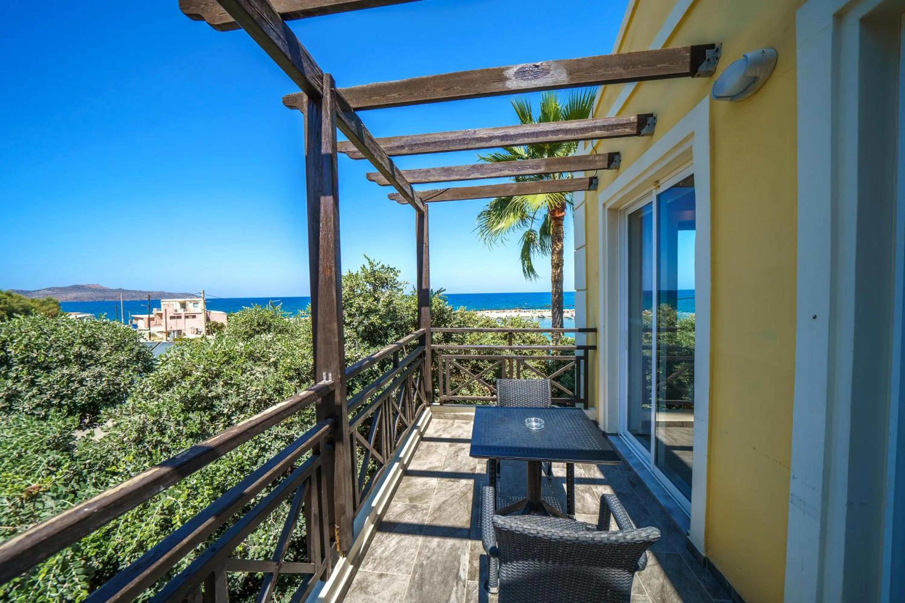 Porto Kalamaki Hotel