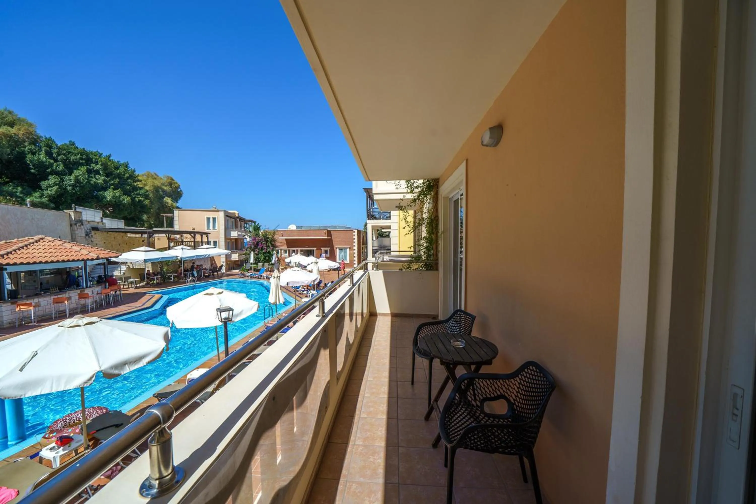 Porto Kalamaki Hotel