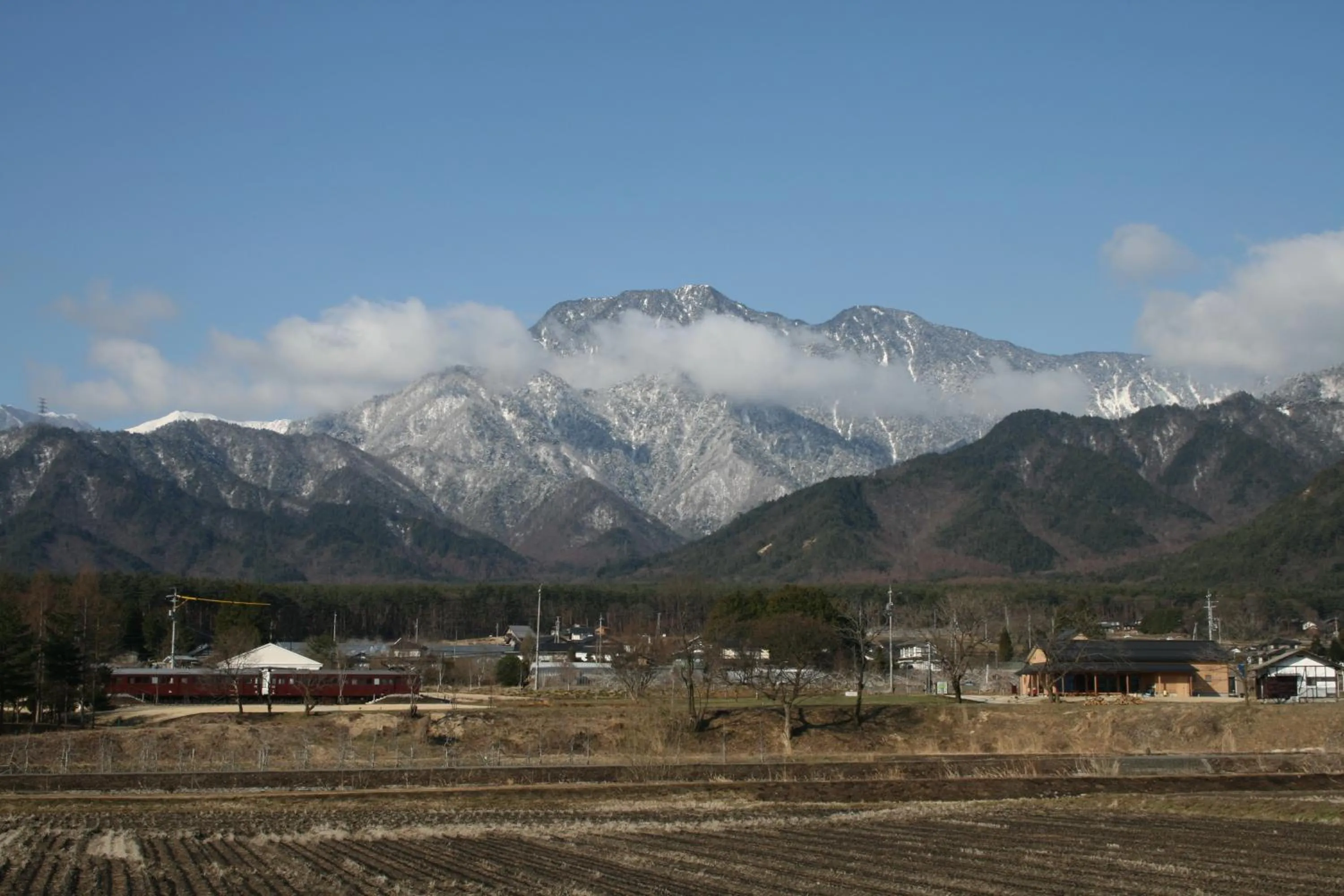 Natural landscape in Azumino Backpackers 山の風
