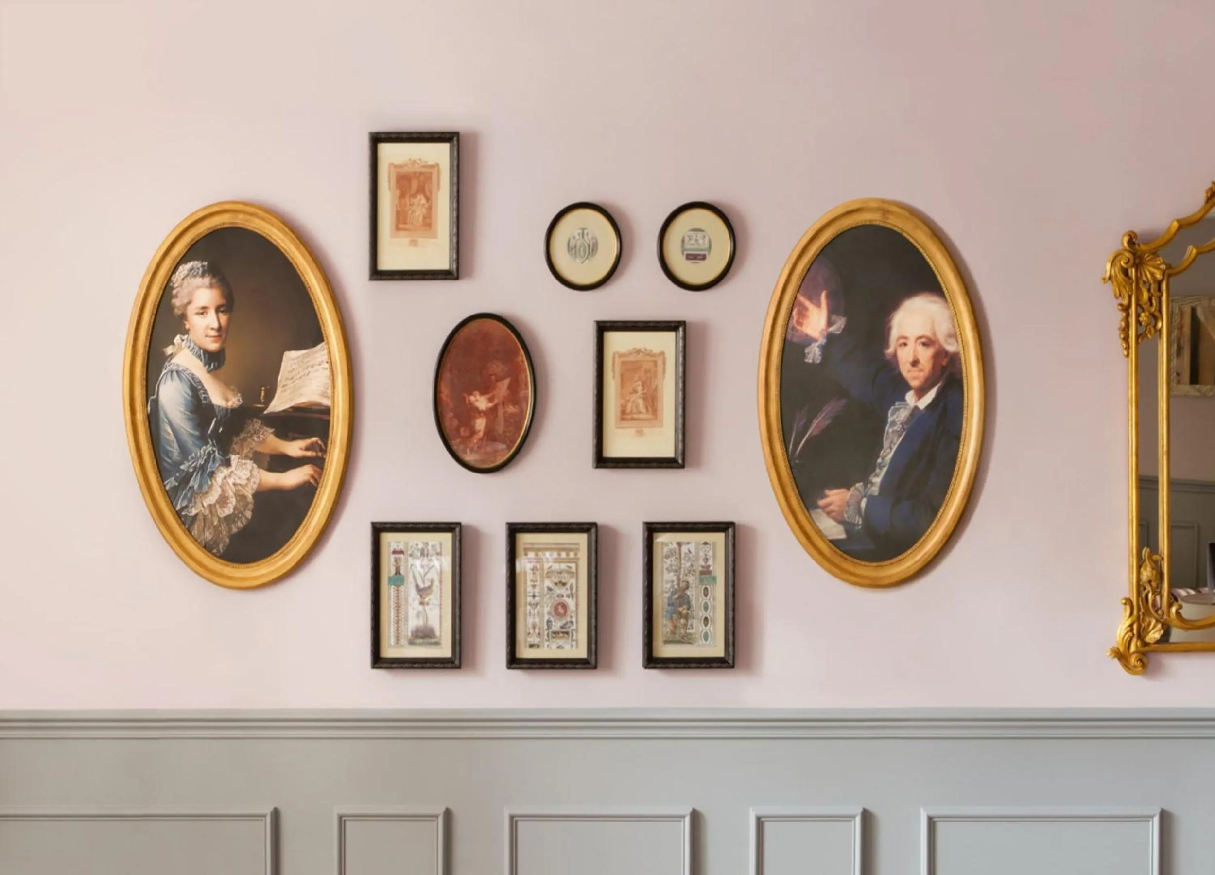 Decorative detail in La Maison Favart