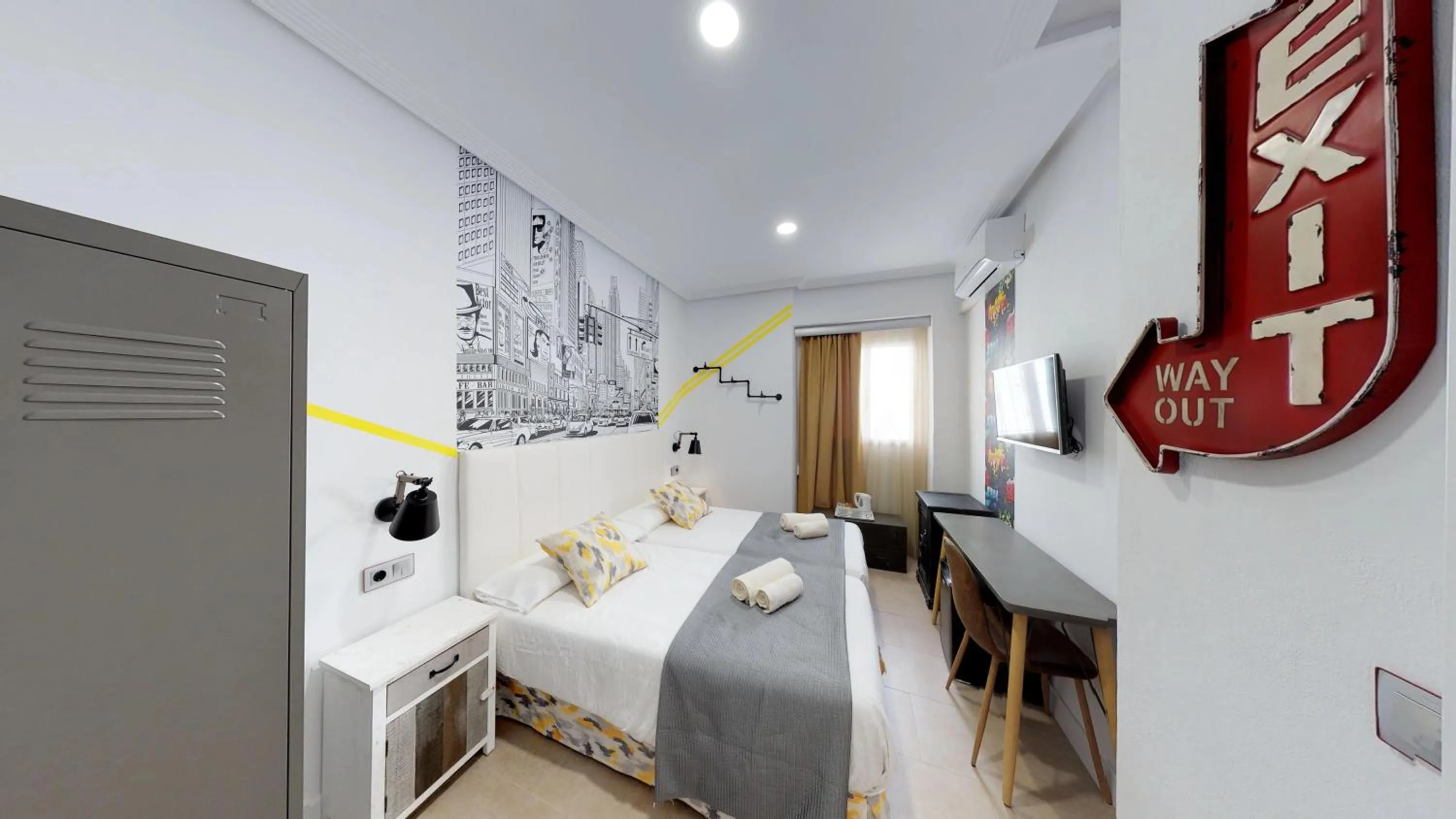 Photo of the whole room, Bed in Hostal Boutique La Española