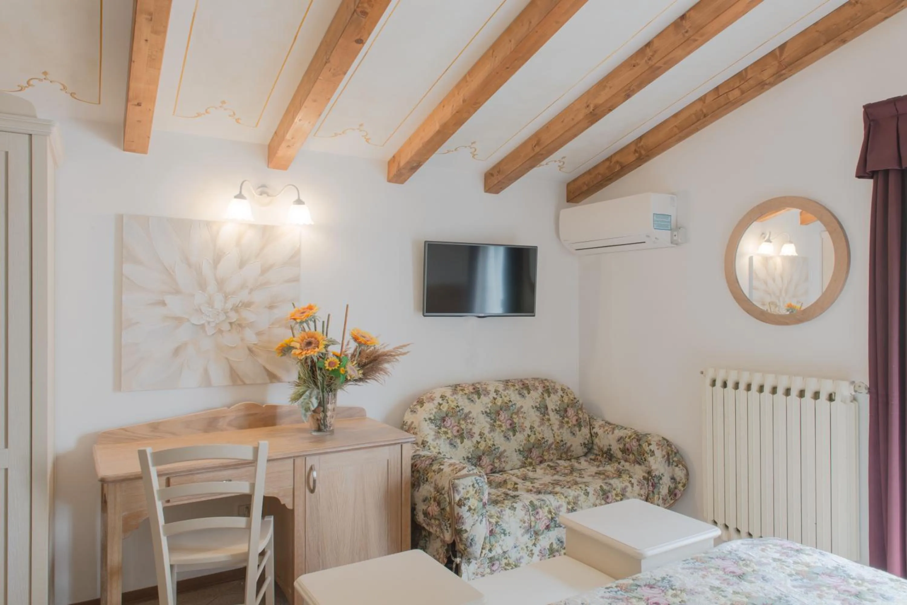 Bedroom, Bed in Village Hotel Lucia