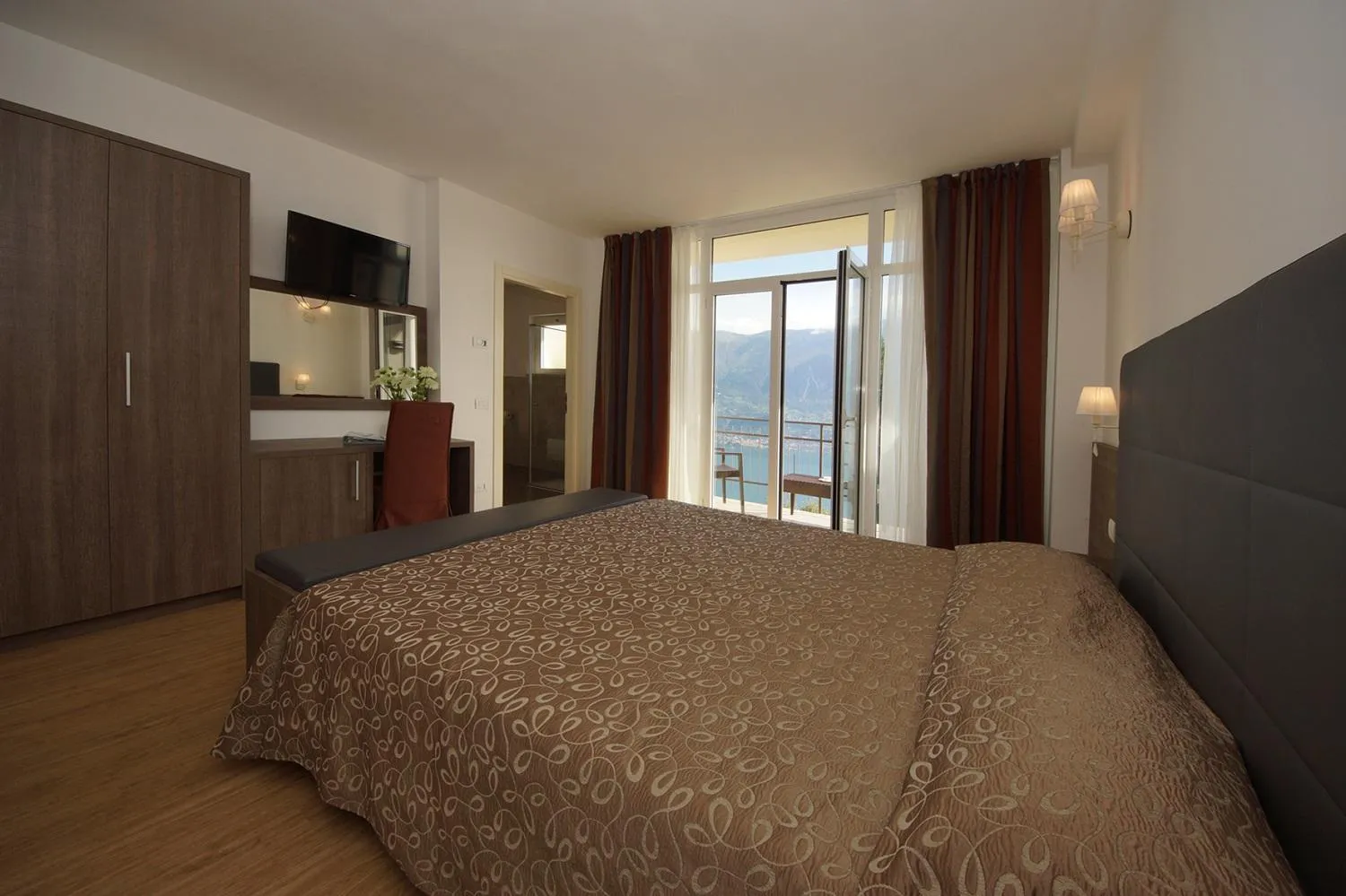 Bedroom, Bed in Village Hotel Lucia