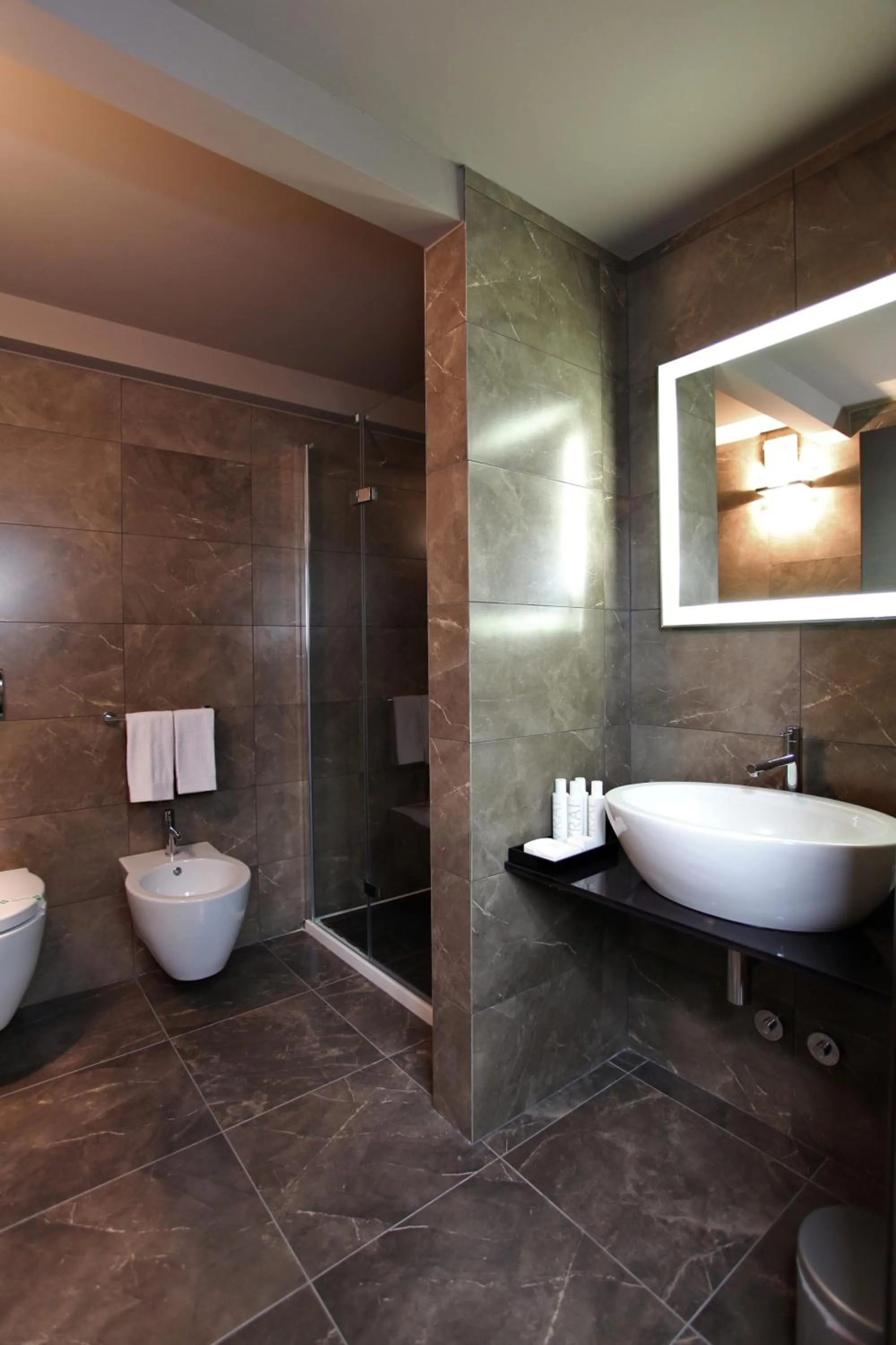 Bathroom in Hotel I Somaschi