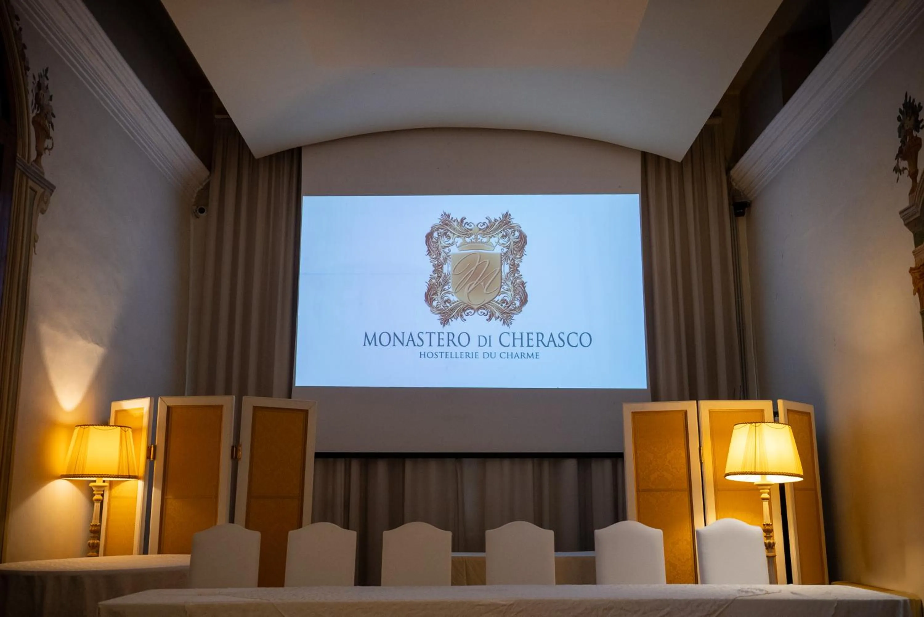 Meeting/conference room in Hotel I Somaschi