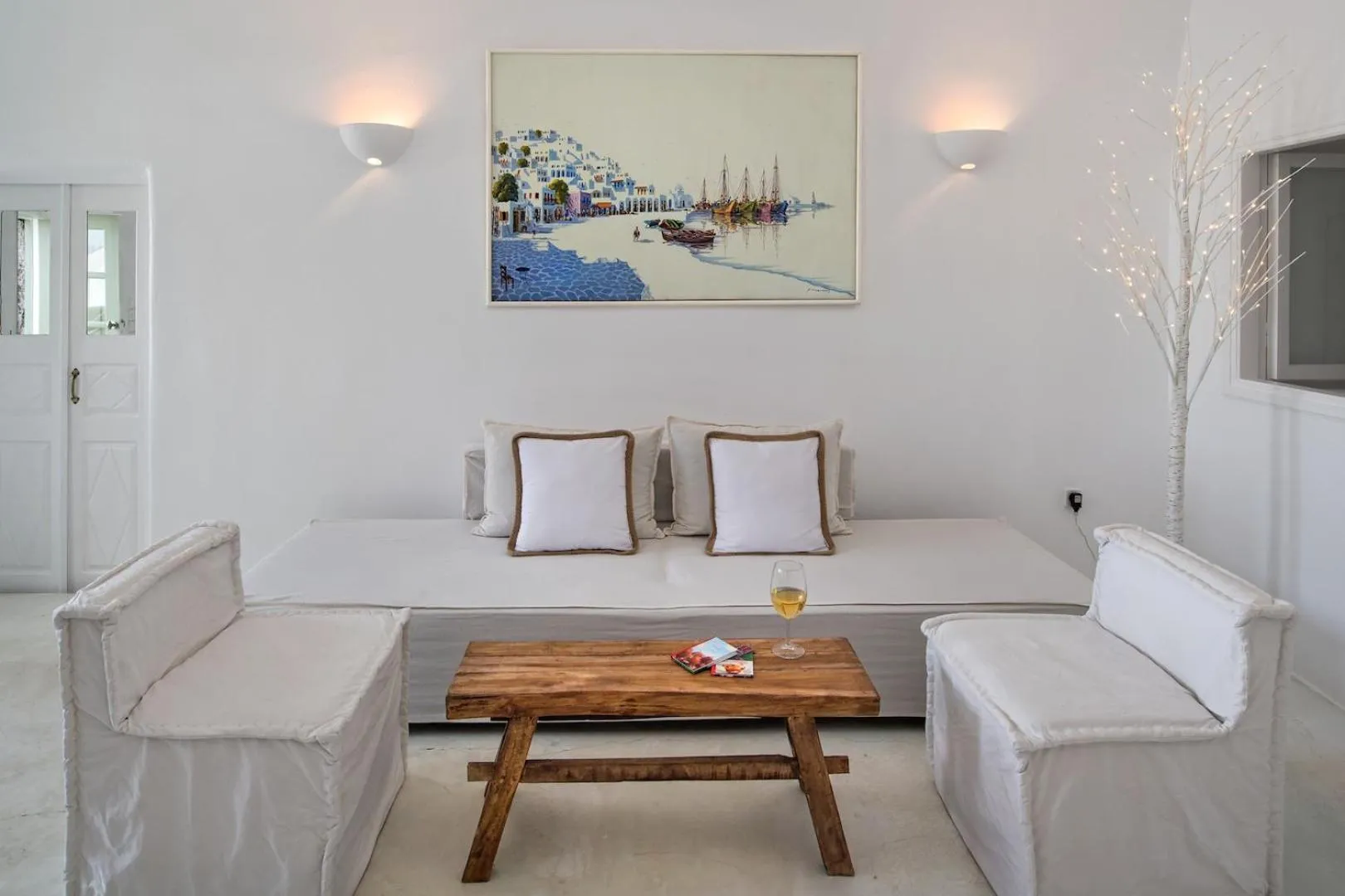 Living room in Cosmoia Cave House