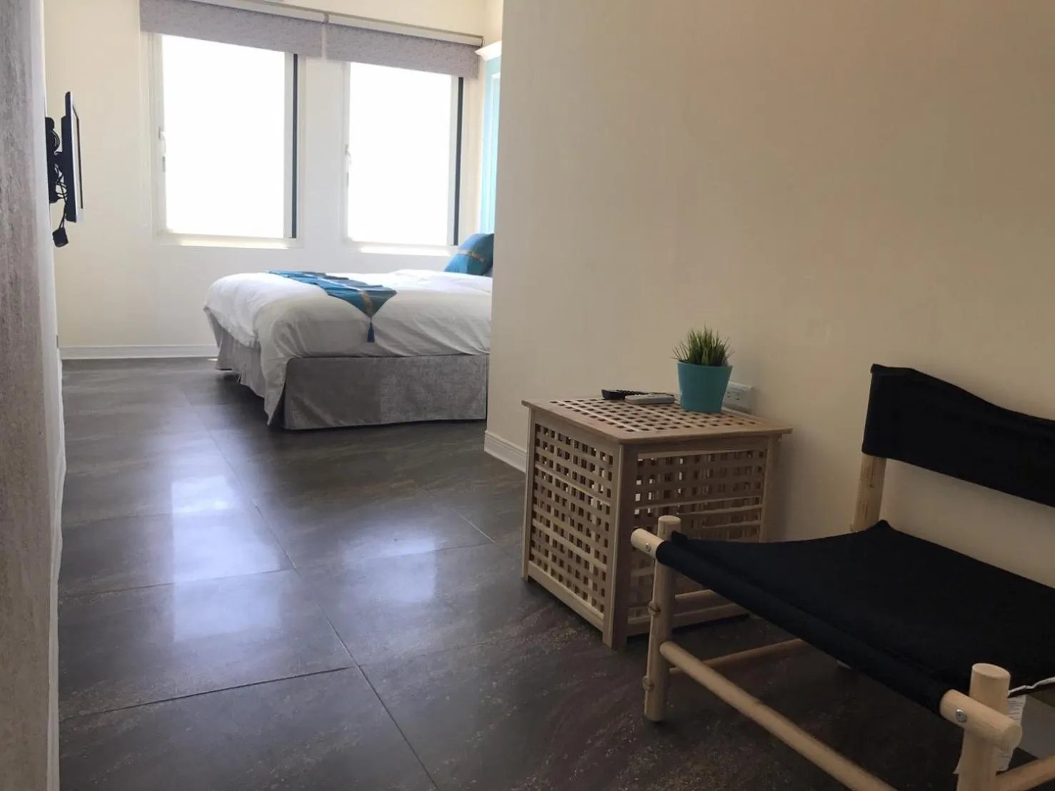 Photo of the whole room, Bed in Chill Chill House