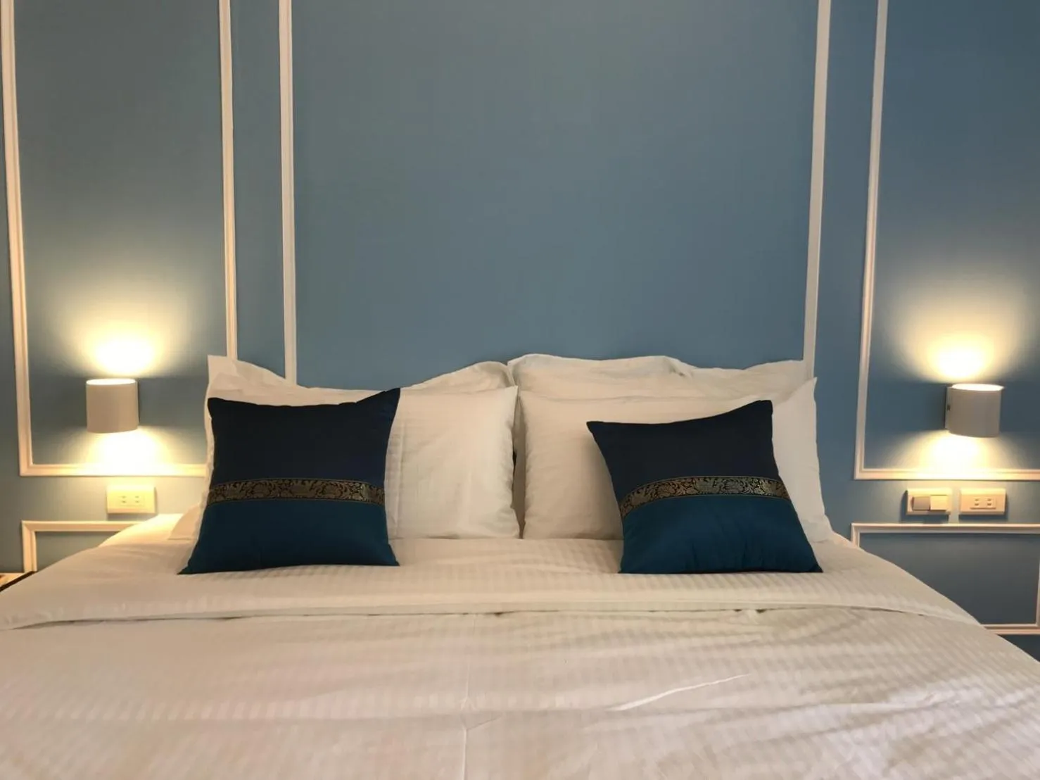 Bedroom, Bed in Chill Chill House