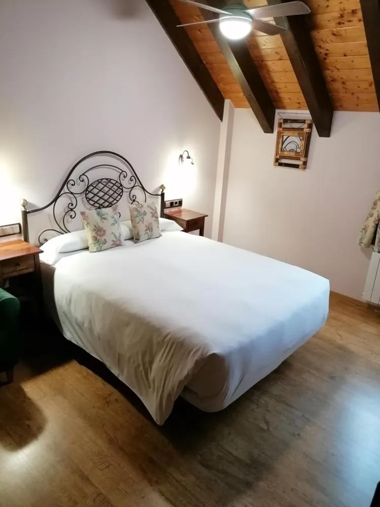 Property building, Bed in Hotel Casa Arcas