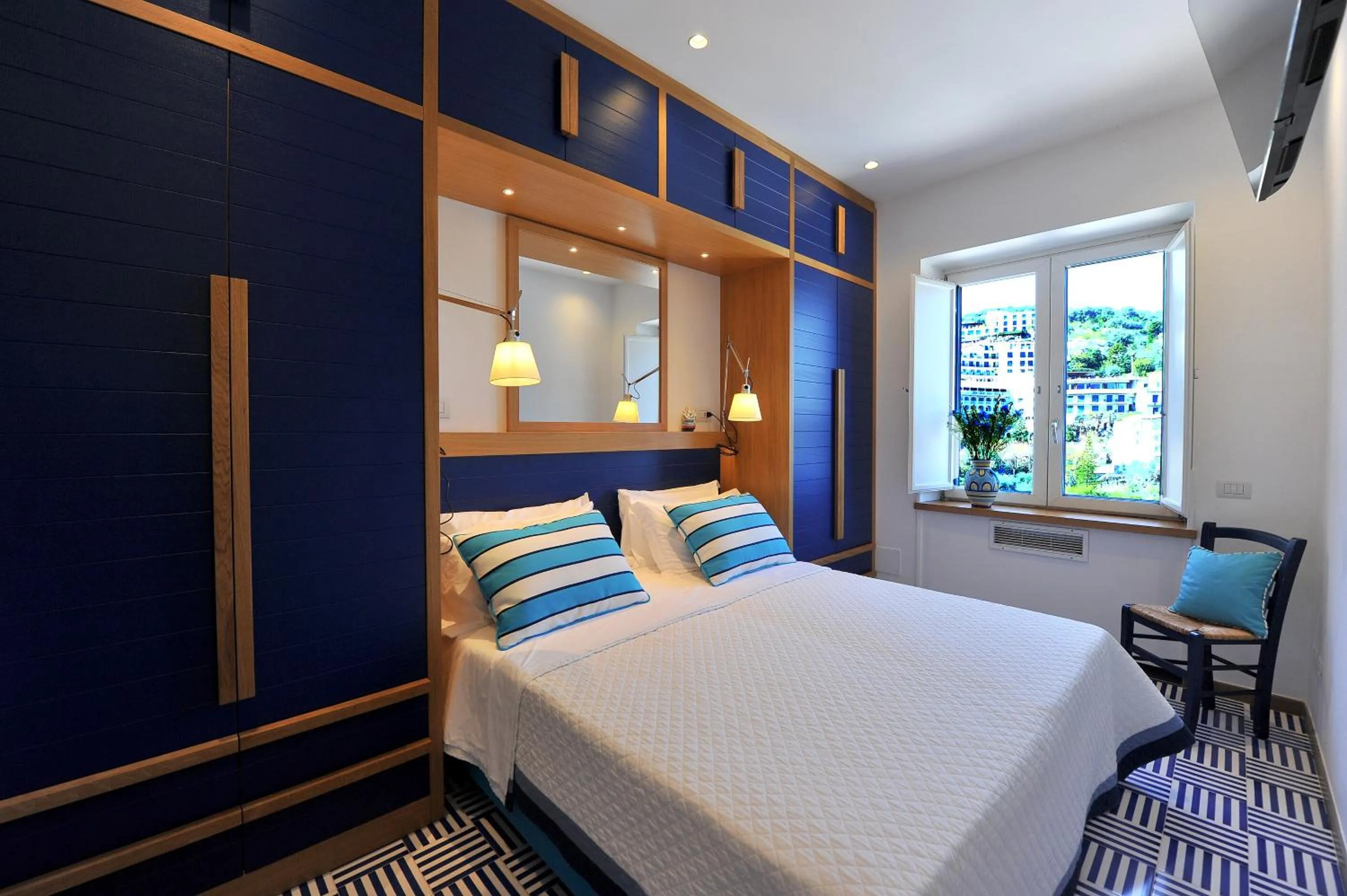 Bed in Maison Lauren