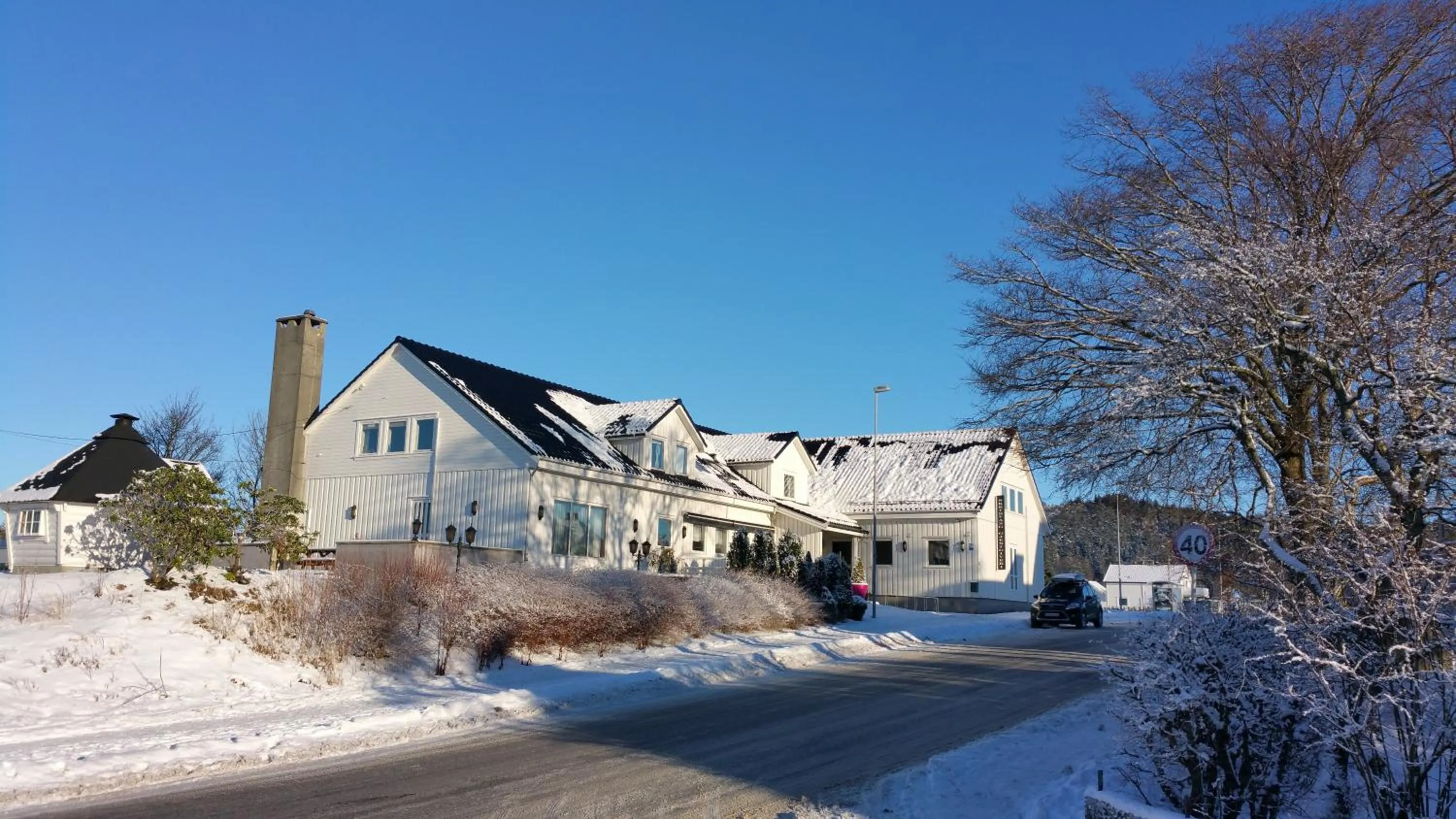 Property building in Skeisvang Gjestgiveri