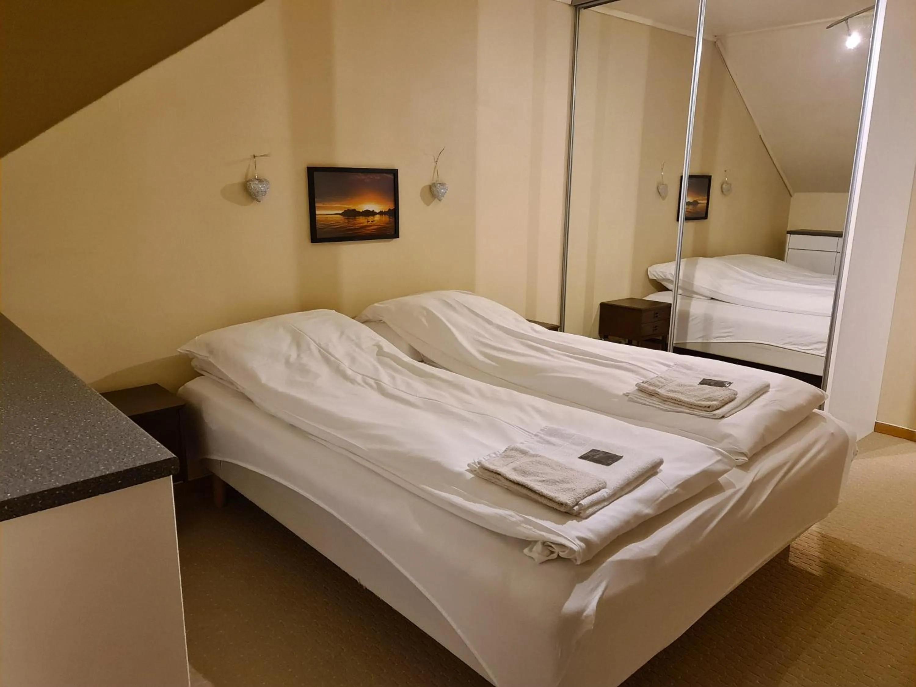 Bed in Skeisvang Gjestgiveri