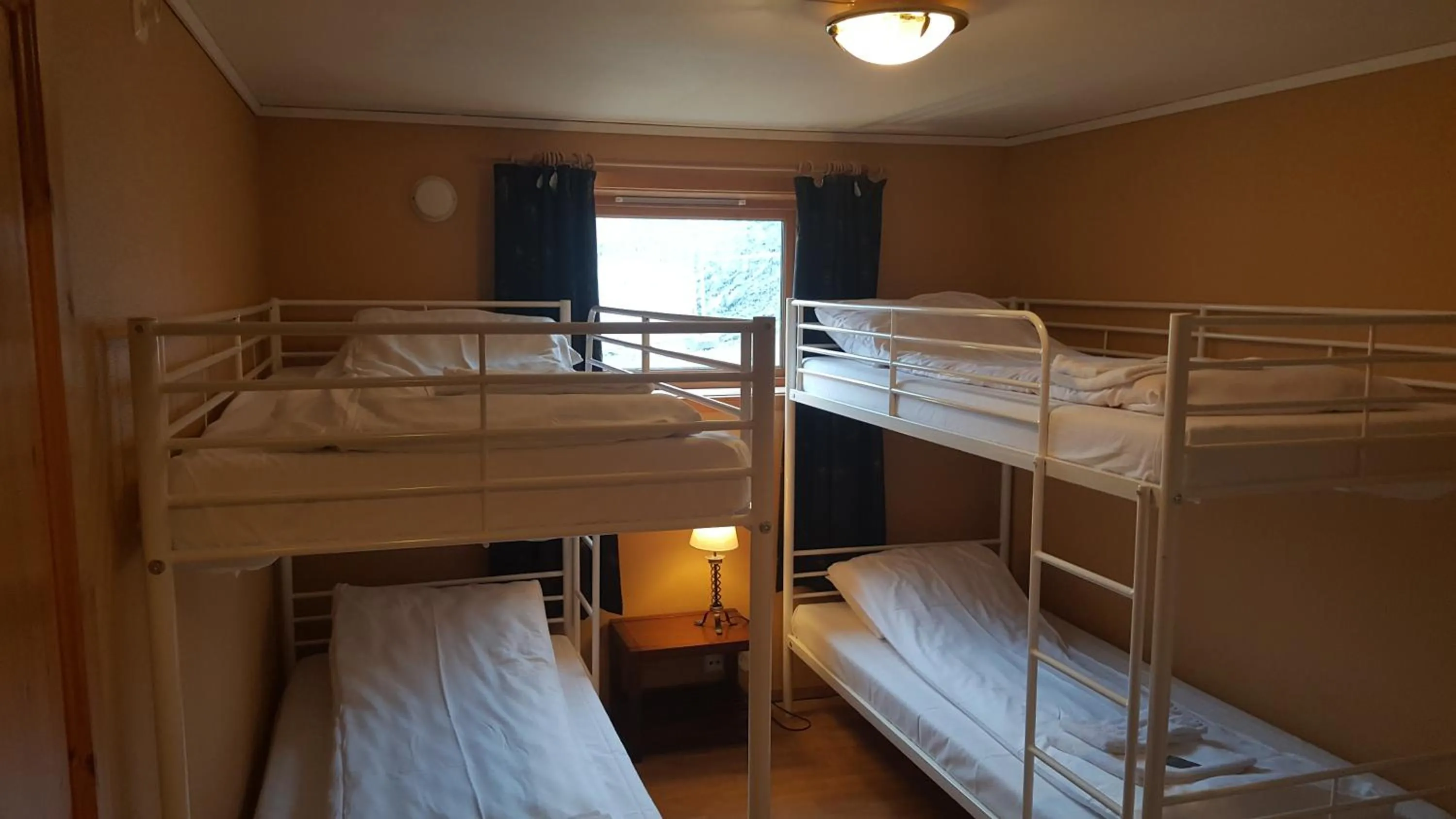 bunk bed, Bed in Skeisvang Gjestgiveri