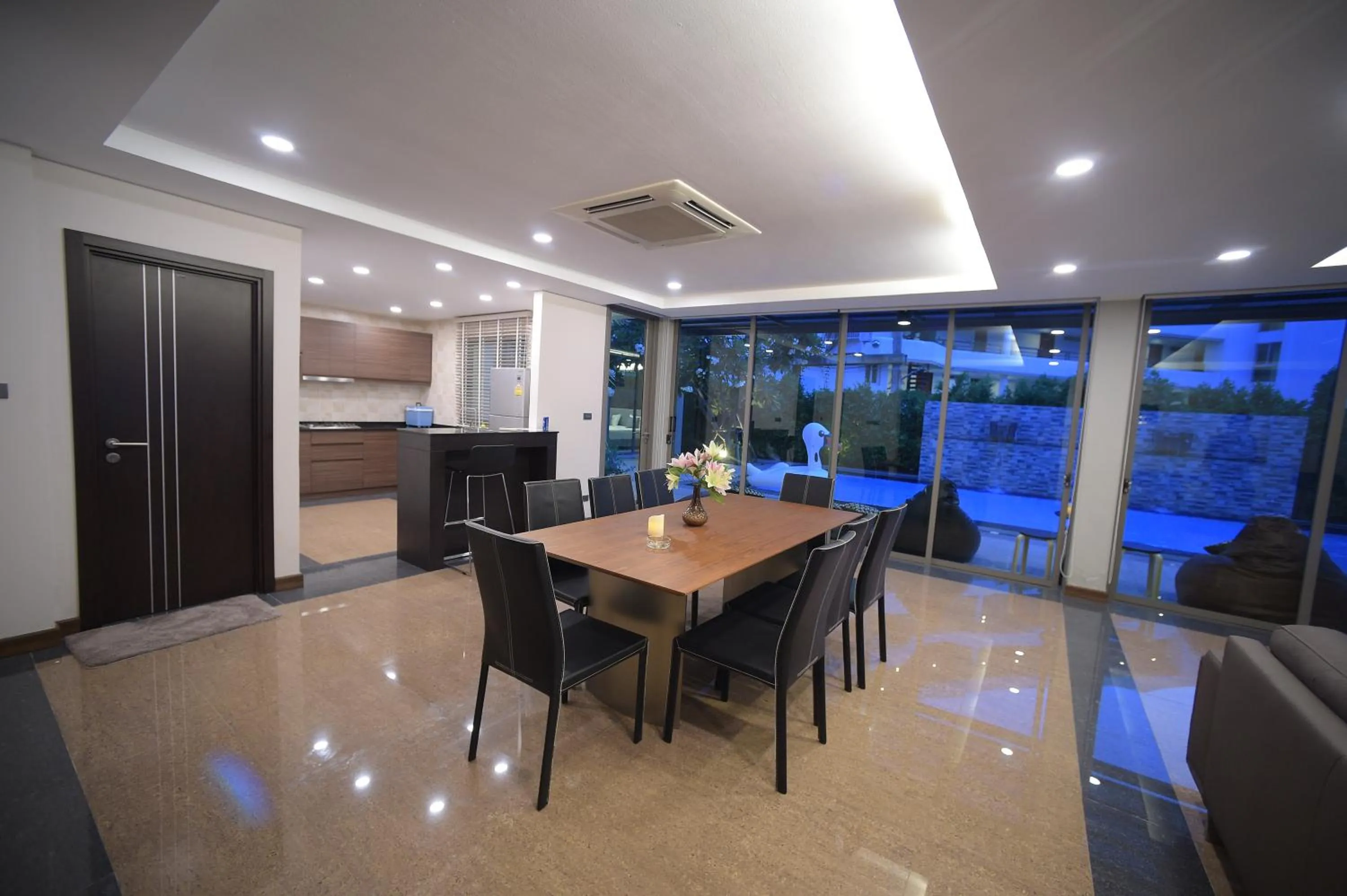 Kitchen or kitchenette in Villa Navin Premiere Pool Villa