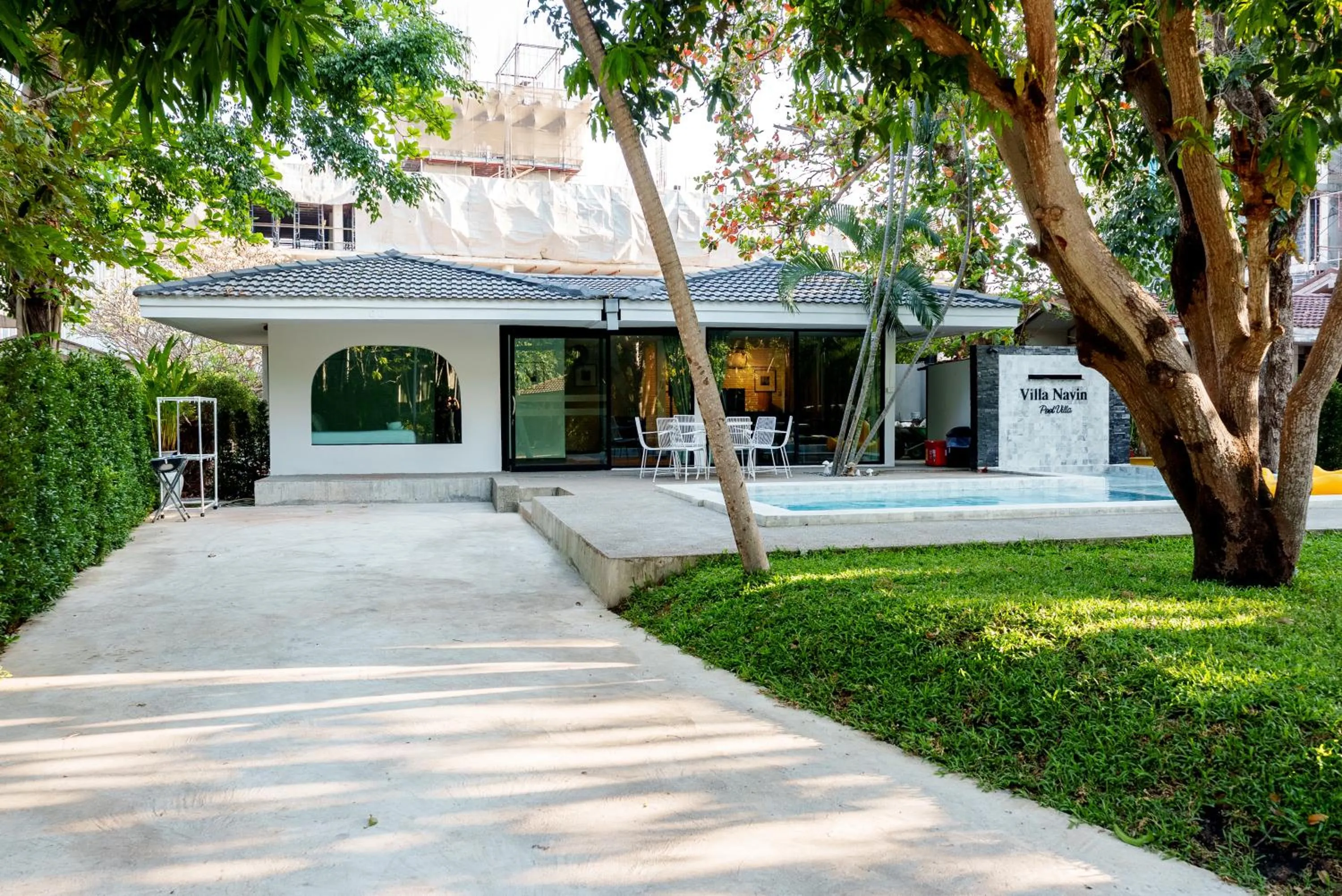 Property building in Villa Navin Premiere Pool Villa